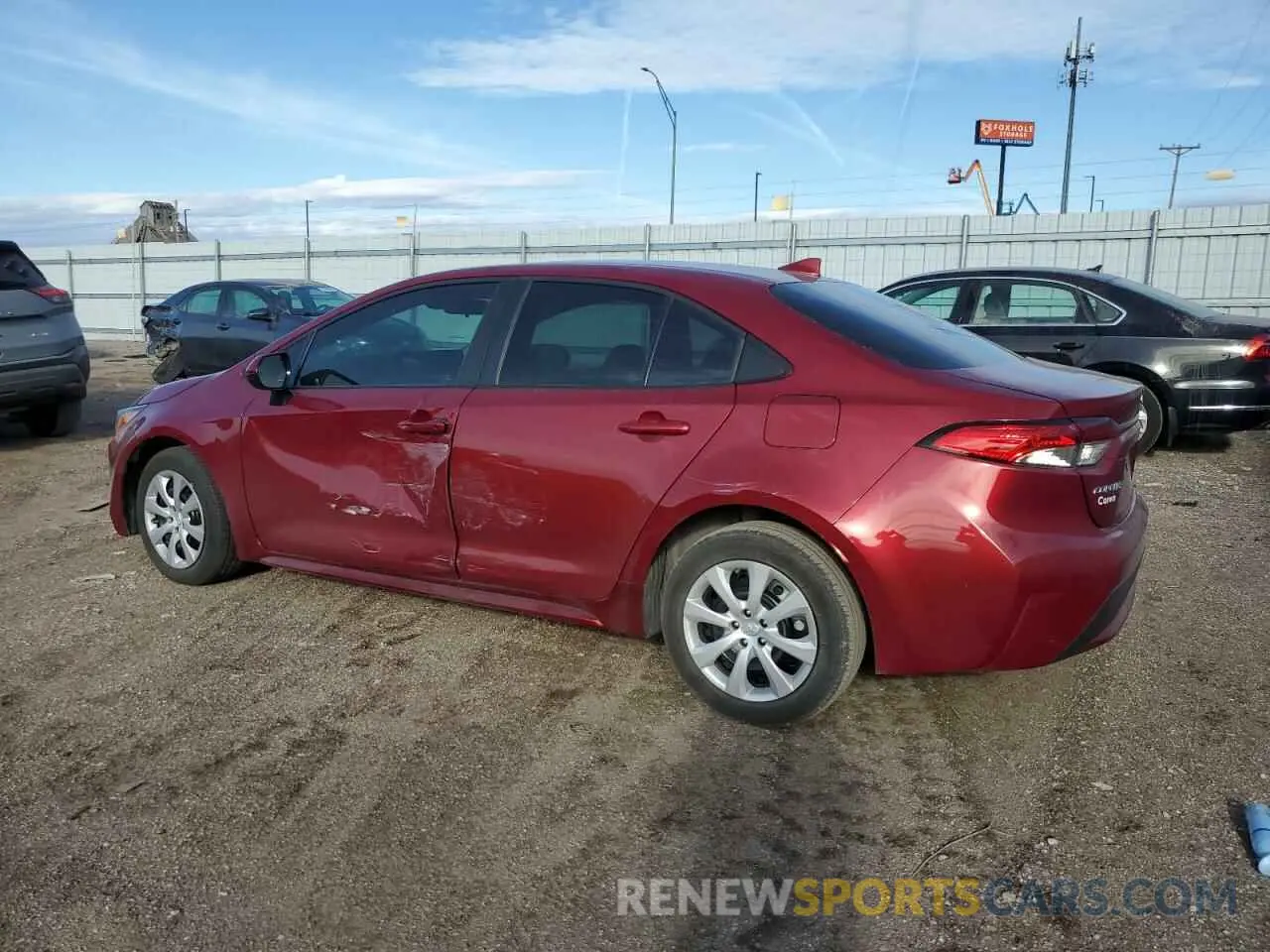 2 Photograph of a damaged car 5YFEPMAE2NP304432 TOYOTA COROLLA 2022