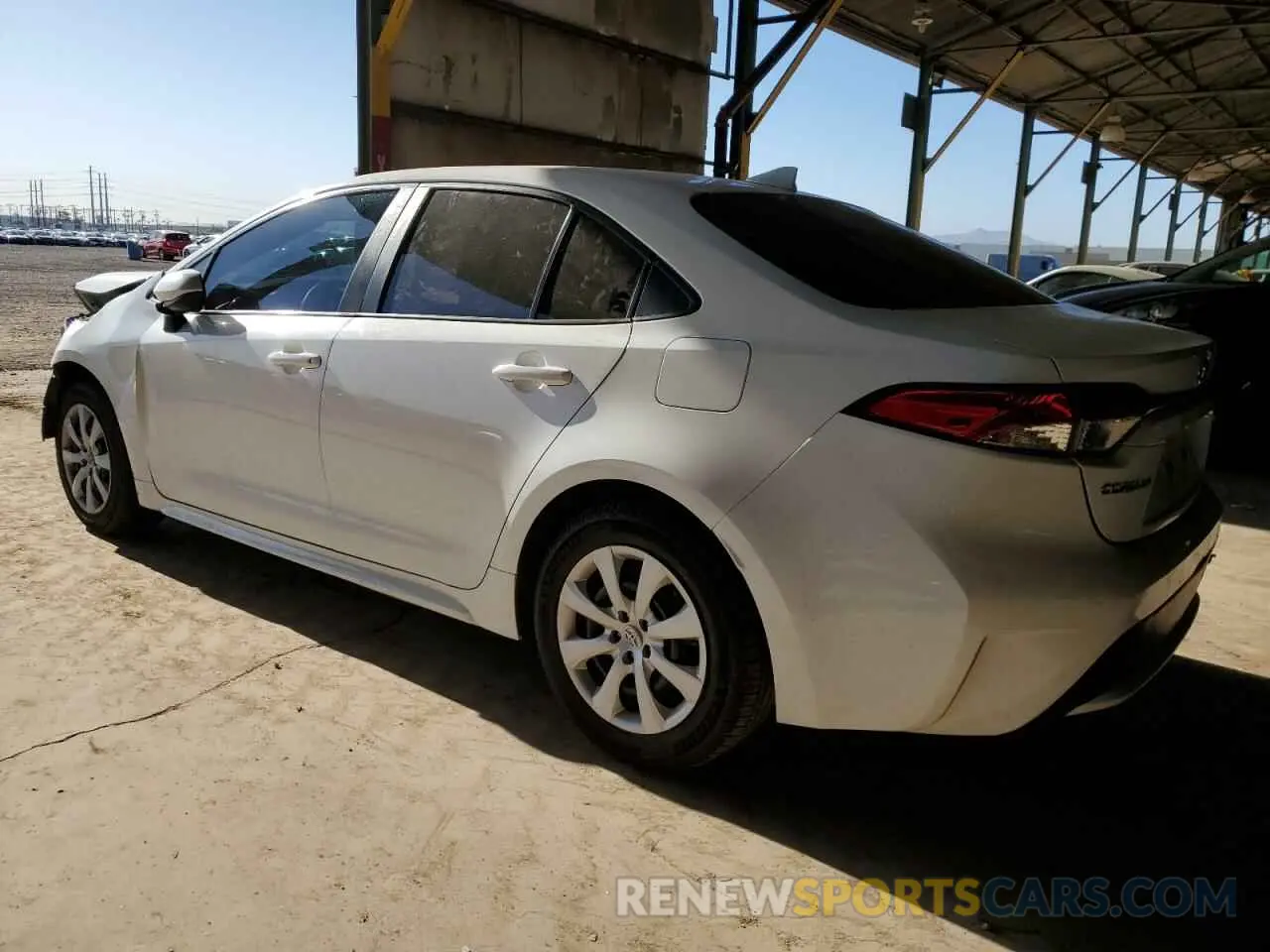 2 Photograph of a damaged car 5YFEPMAE2NP306861 TOYOTA COROLLA 2022