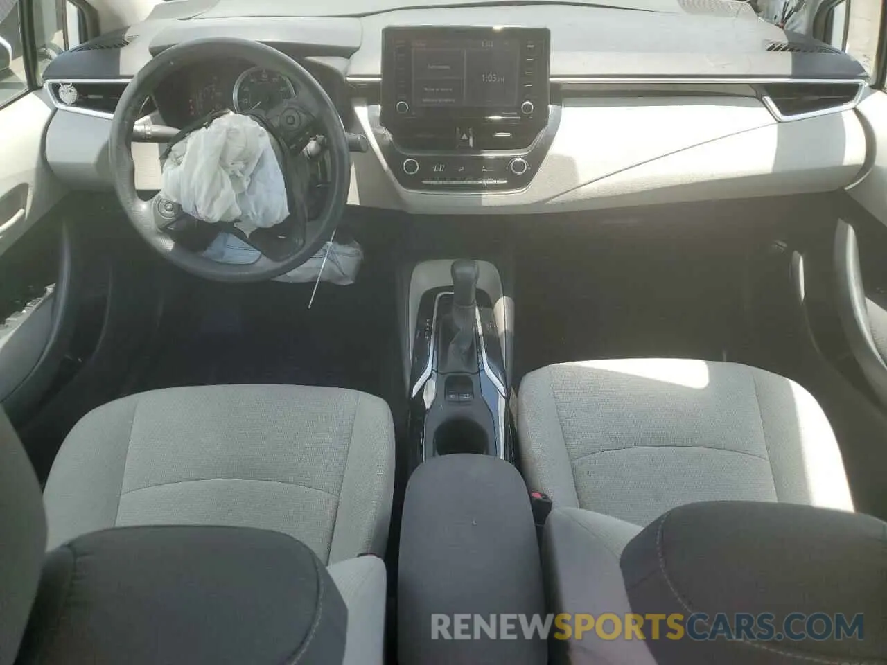 8 Photograph of a damaged car 5YFEPMAE2NP307928 TOYOTA COROLLA 2022