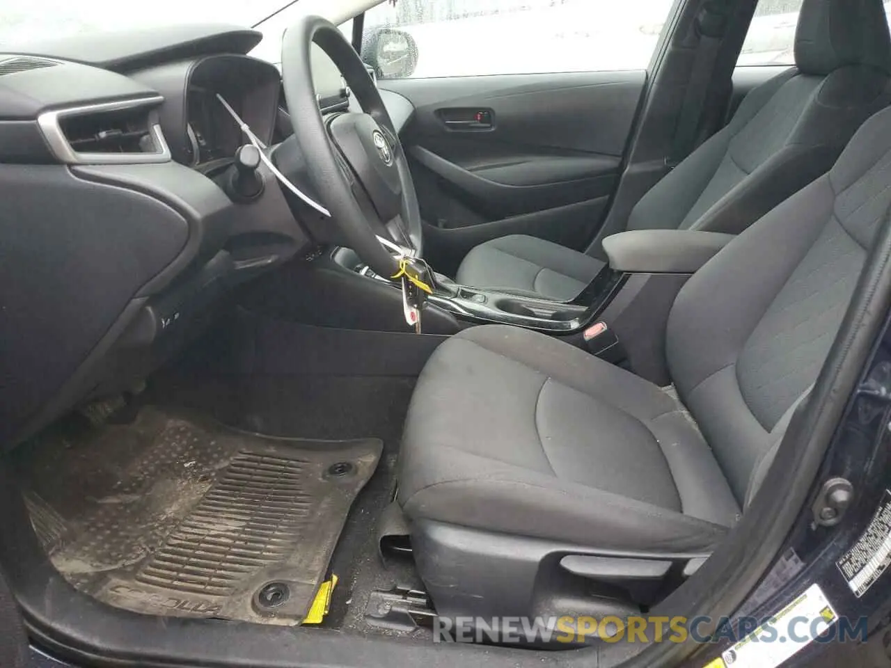 7 Photograph of a damaged car 5YFEPMAE2NP323661 TOYOTA COROLLA 2022