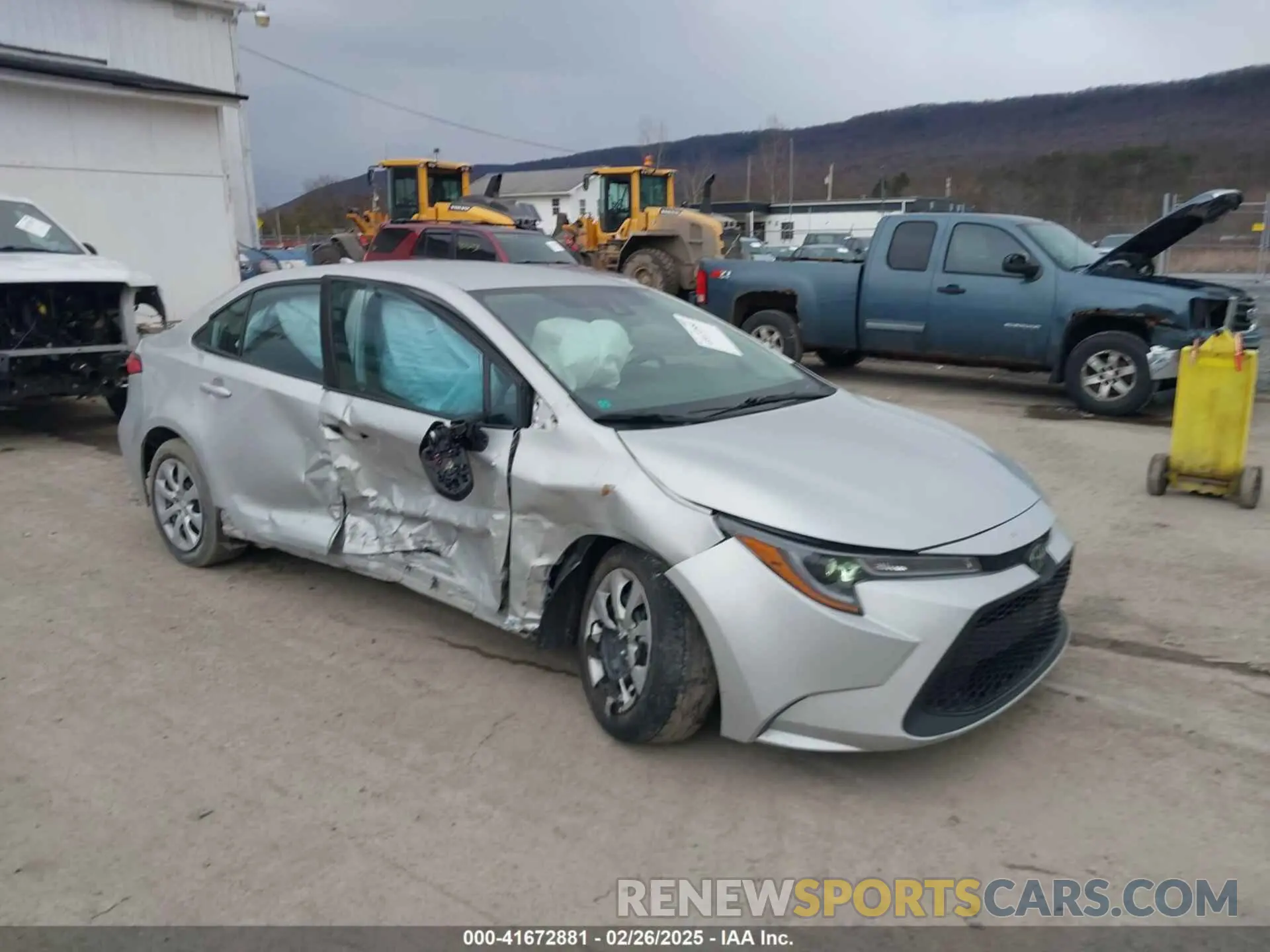 1 Photograph of a damaged car 5YFEPMAE2NP327306 TOYOTA COROLLA 2022