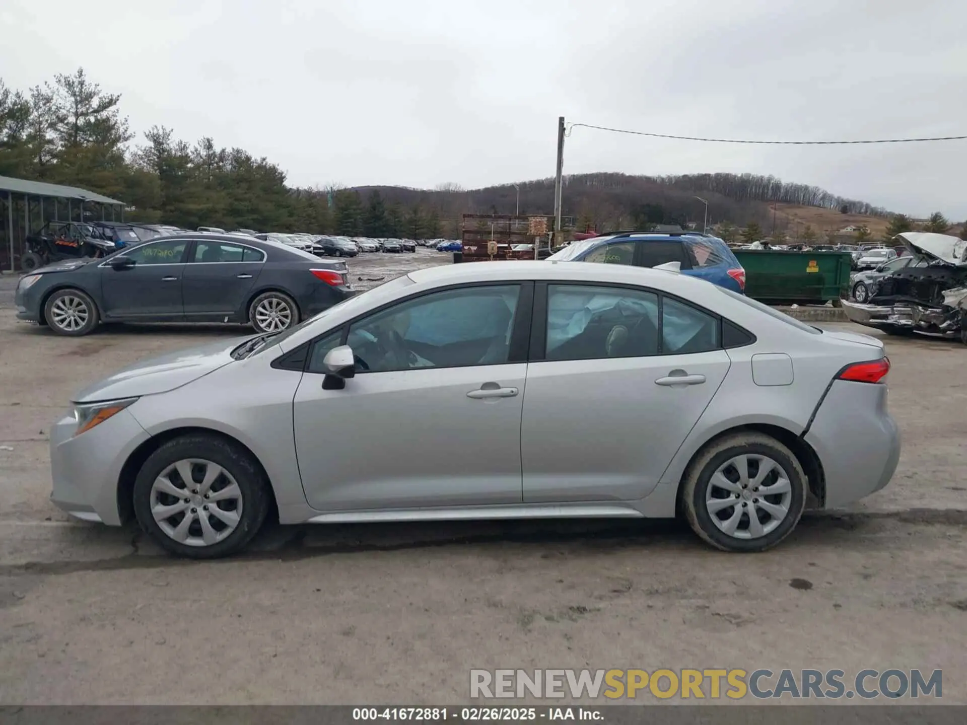 14 Photograph of a damaged car 5YFEPMAE2NP327306 TOYOTA COROLLA 2022