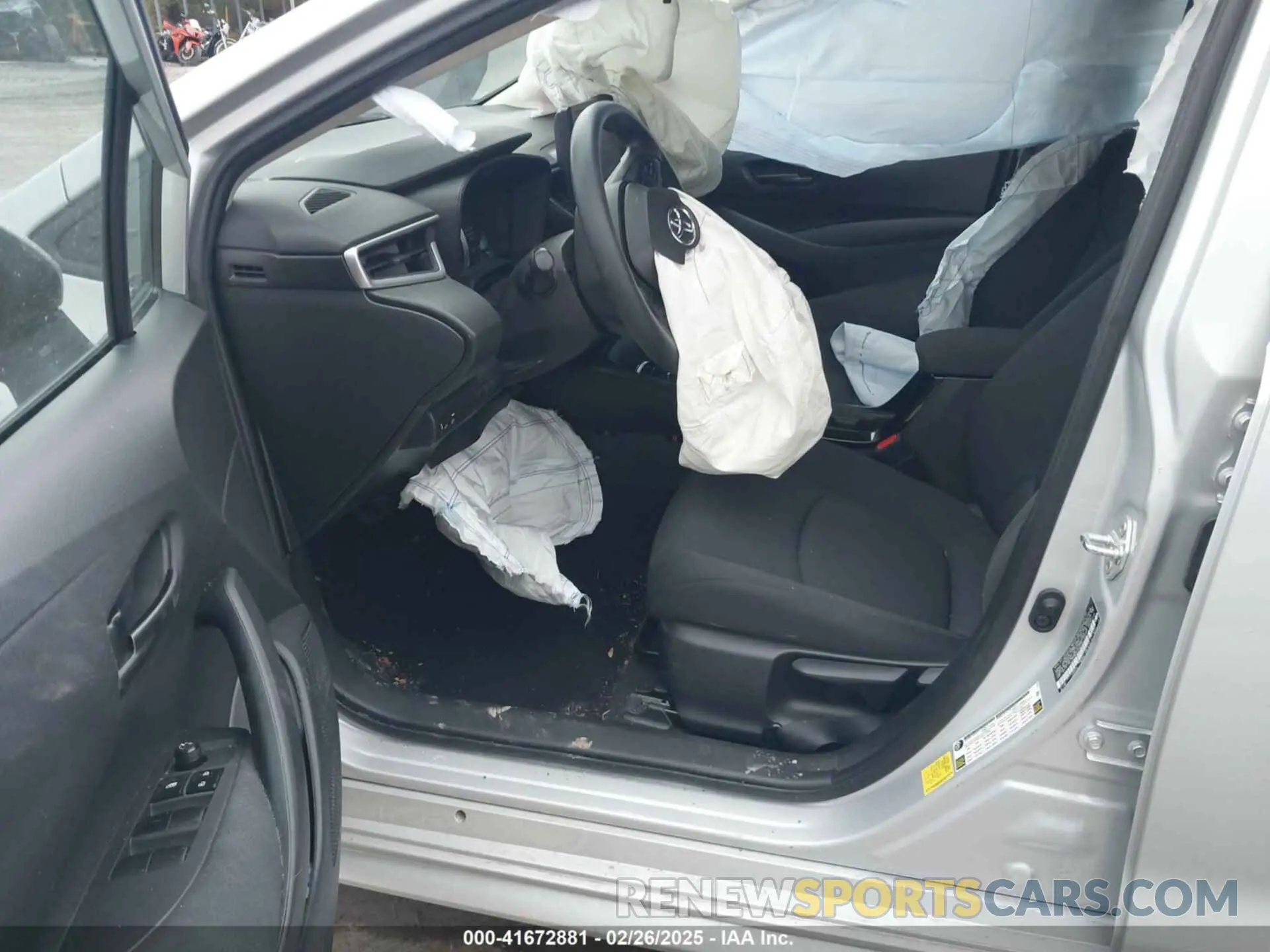 5 Photograph of a damaged car 5YFEPMAE2NP327306 TOYOTA COROLLA 2022