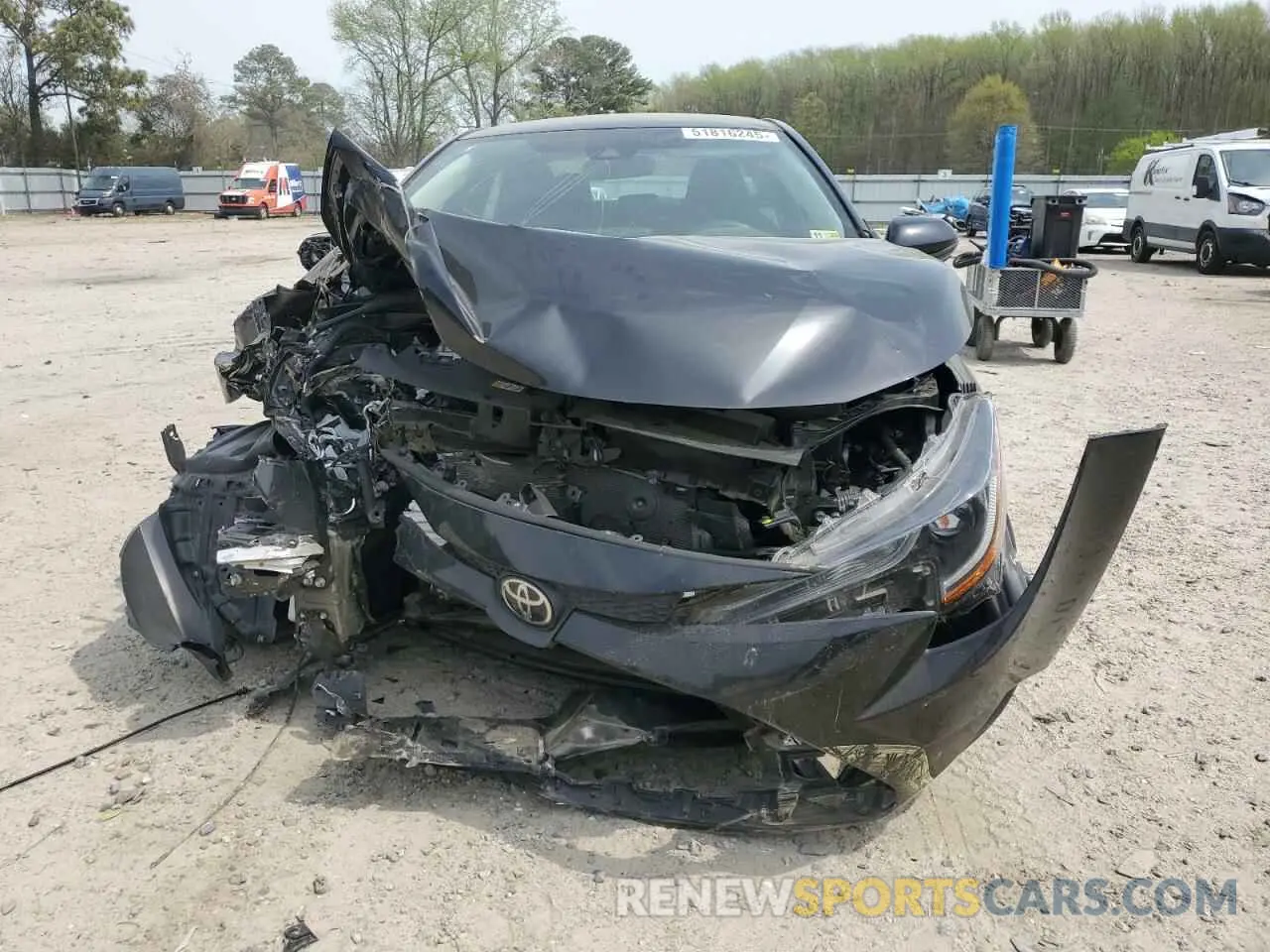 5 Photograph of a damaged car 5YFEPMAE2NP343151 TOYOTA COROLLA 2022