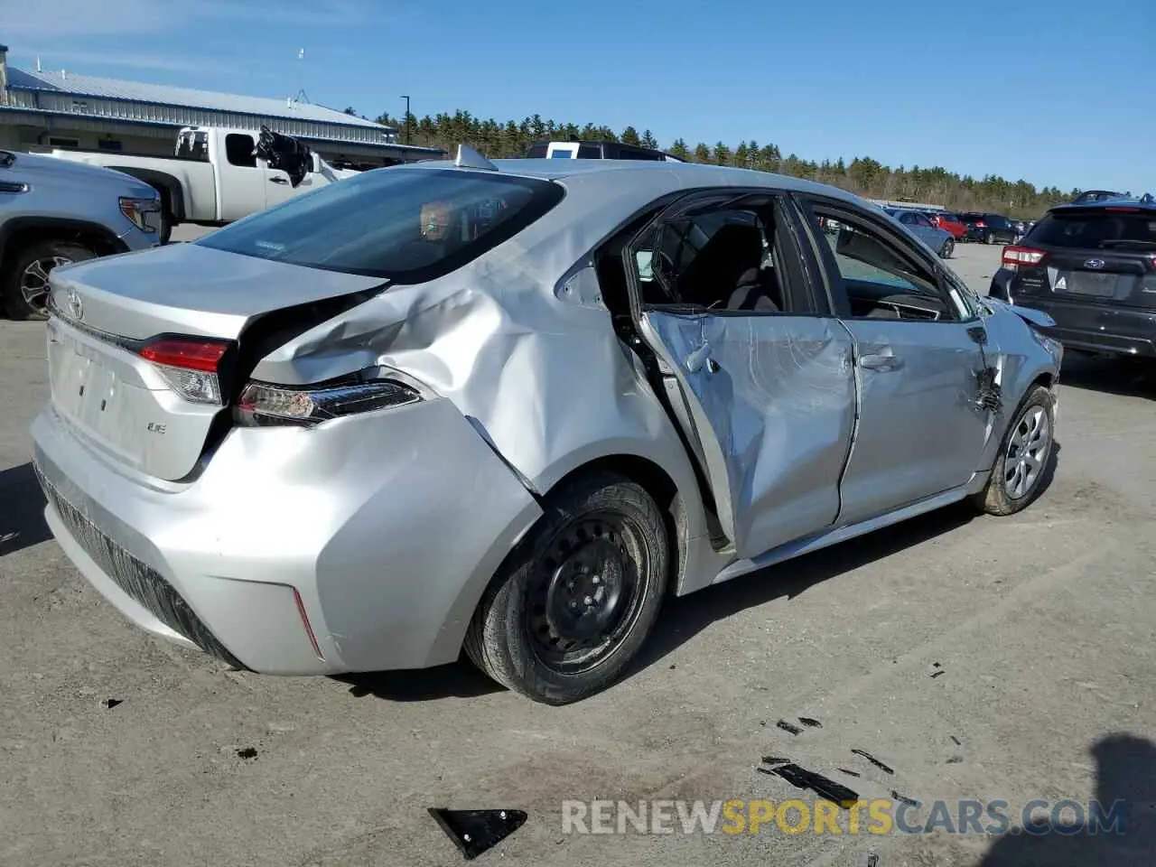 3 Photograph of a damaged car 5YFEPMAE2NP347118 TOYOTA COROLLA 2022
