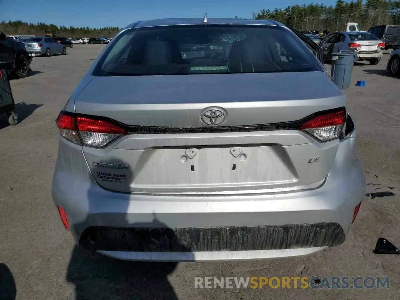 6 Photograph of a damaged car 5YFEPMAE2NP347118 TOYOTA COROLLA 2022