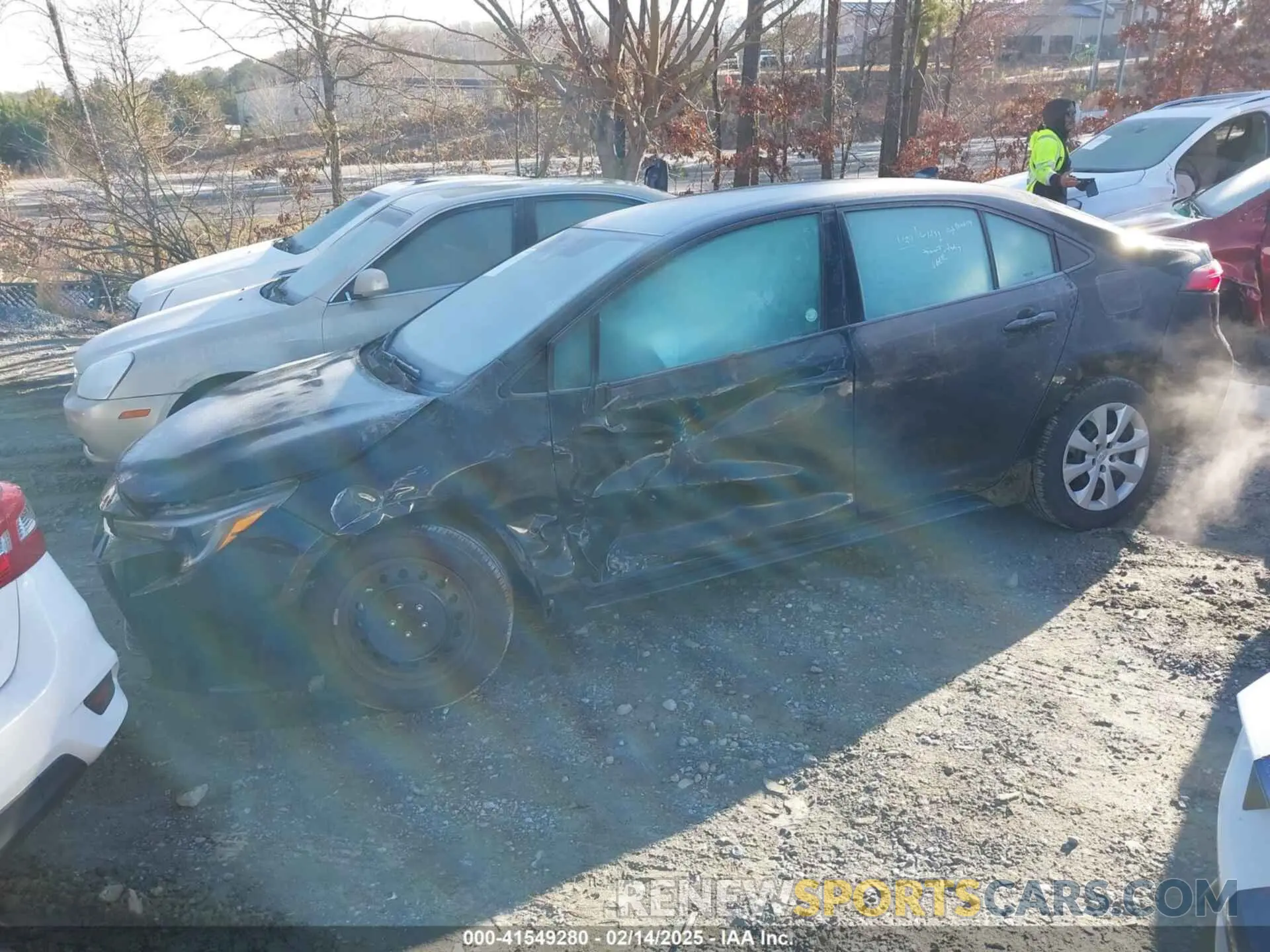 2 Photograph of a damaged car 5YFEPMAE2NP356904 TOYOTA COROLLA 2022