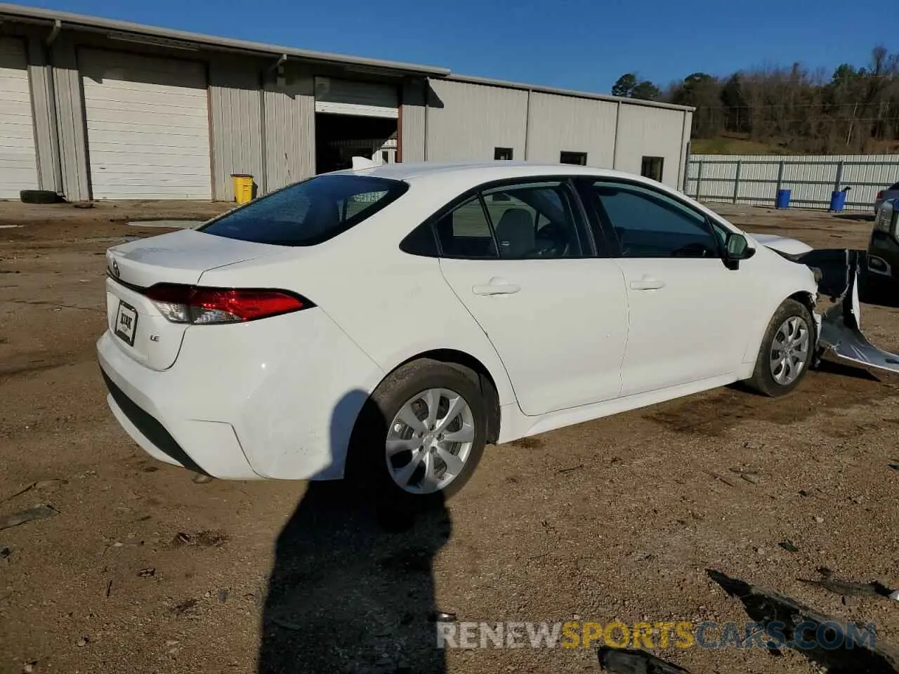 3 Photograph of a damaged car 5YFEPMAE2NP367305 TOYOTA COROLLA 2022