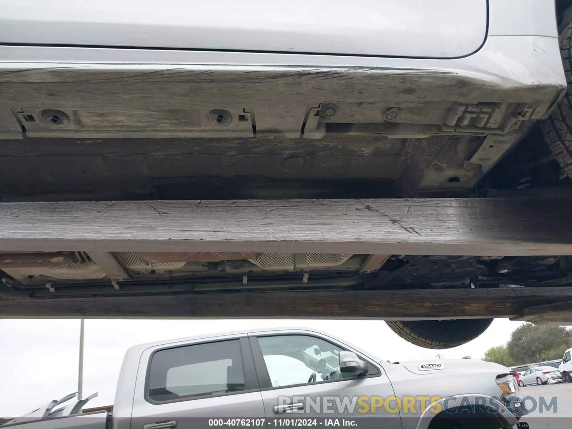 17 Photograph of a damaged car 5YFEPMAE2NP370303 TOYOTA COROLLA 2022