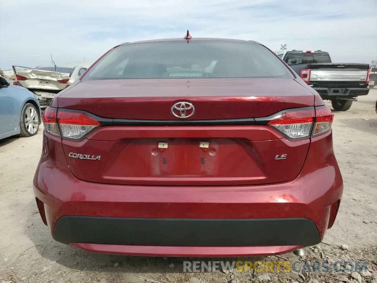 6 Photograph of a damaged car 5YFEPMAE2NP377932 TOYOTA COROLLA 2022