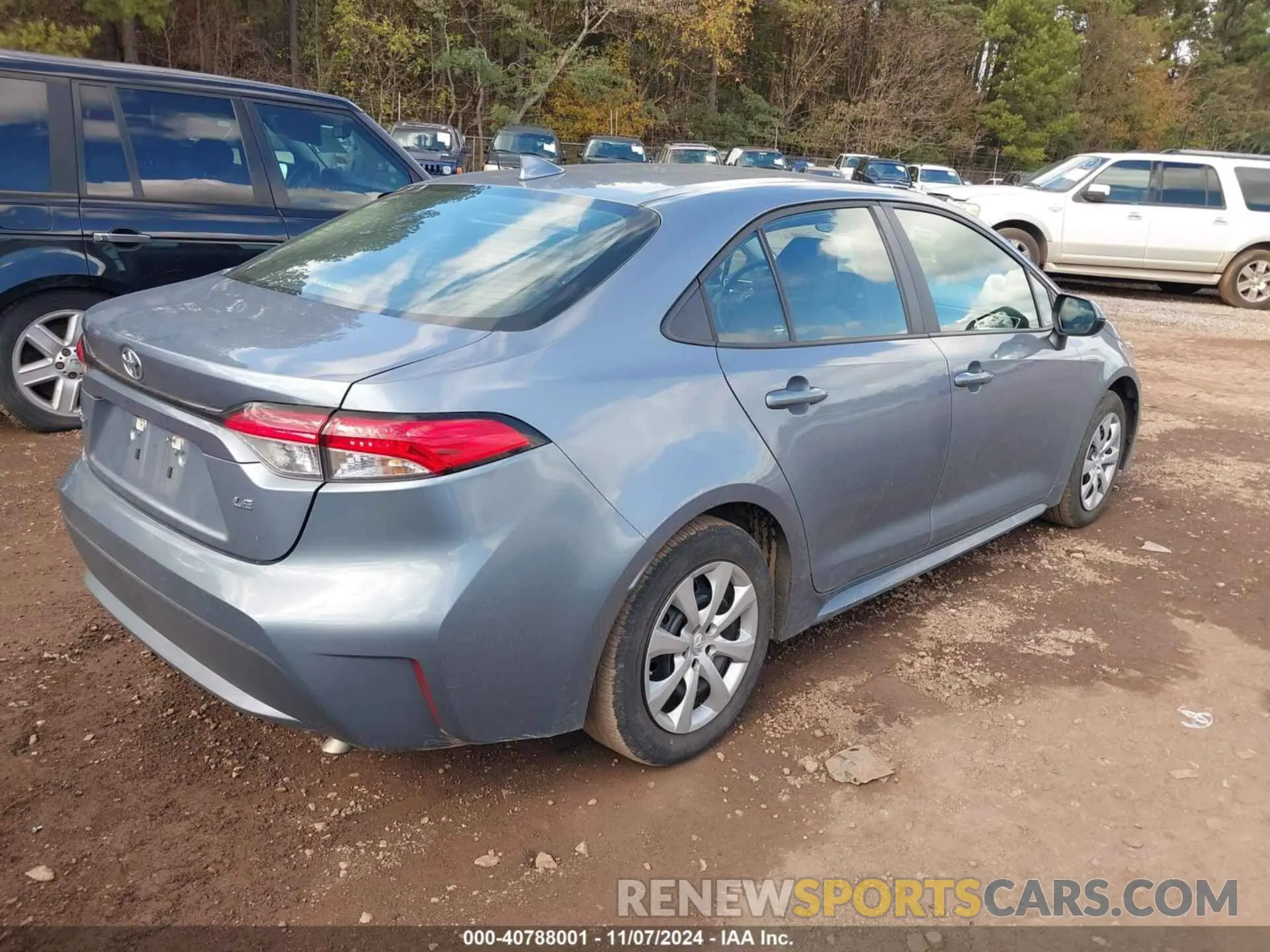 4 Photograph of a damaged car 5YFEPMAE2NP378689 TOYOTA COROLLA 2022