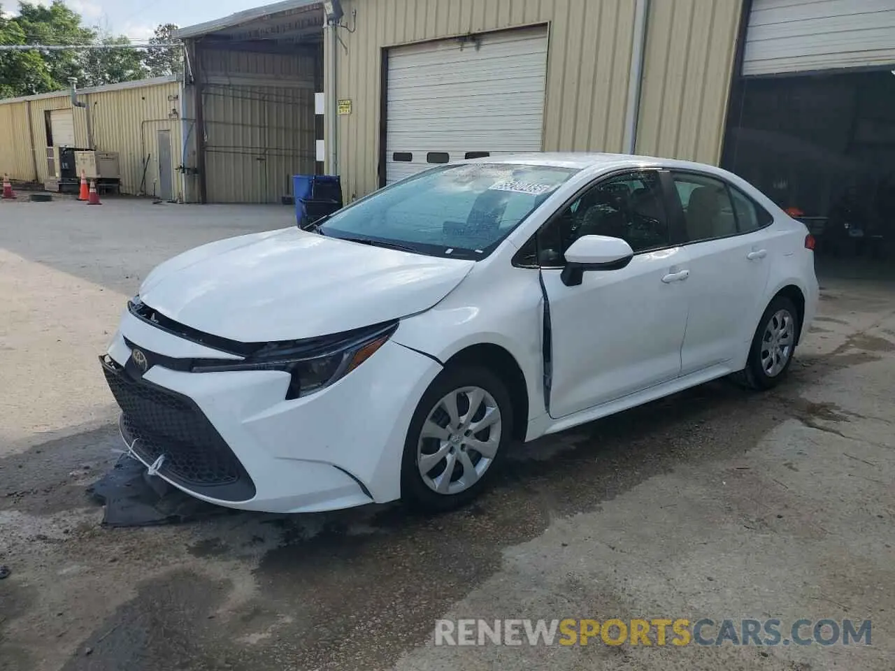 1 Photograph of a damaged car 5YFEPMAE2NP386890 TOYOTA COROLLA 2022