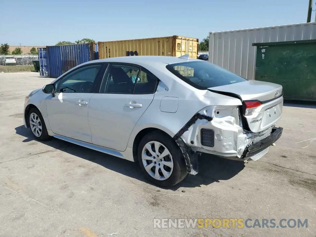 2 Photograph of a damaged car 5YFEPMAE2NP386923 TOYOTA COROLLA 2022
