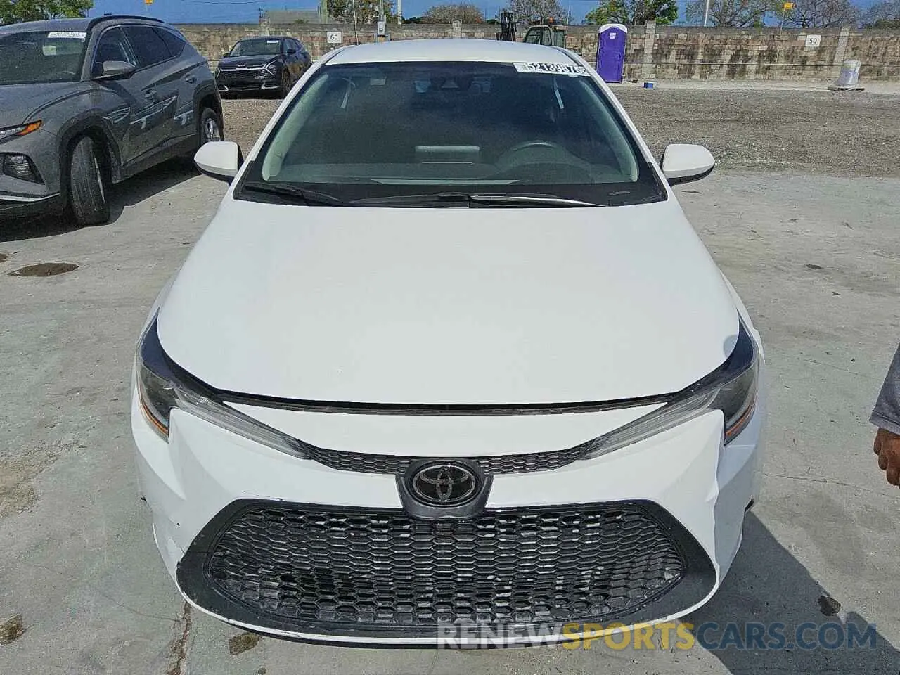 5 Photograph of a damaged car 5YFEPMAE2NP388171 TOYOTA COROLLA 2022