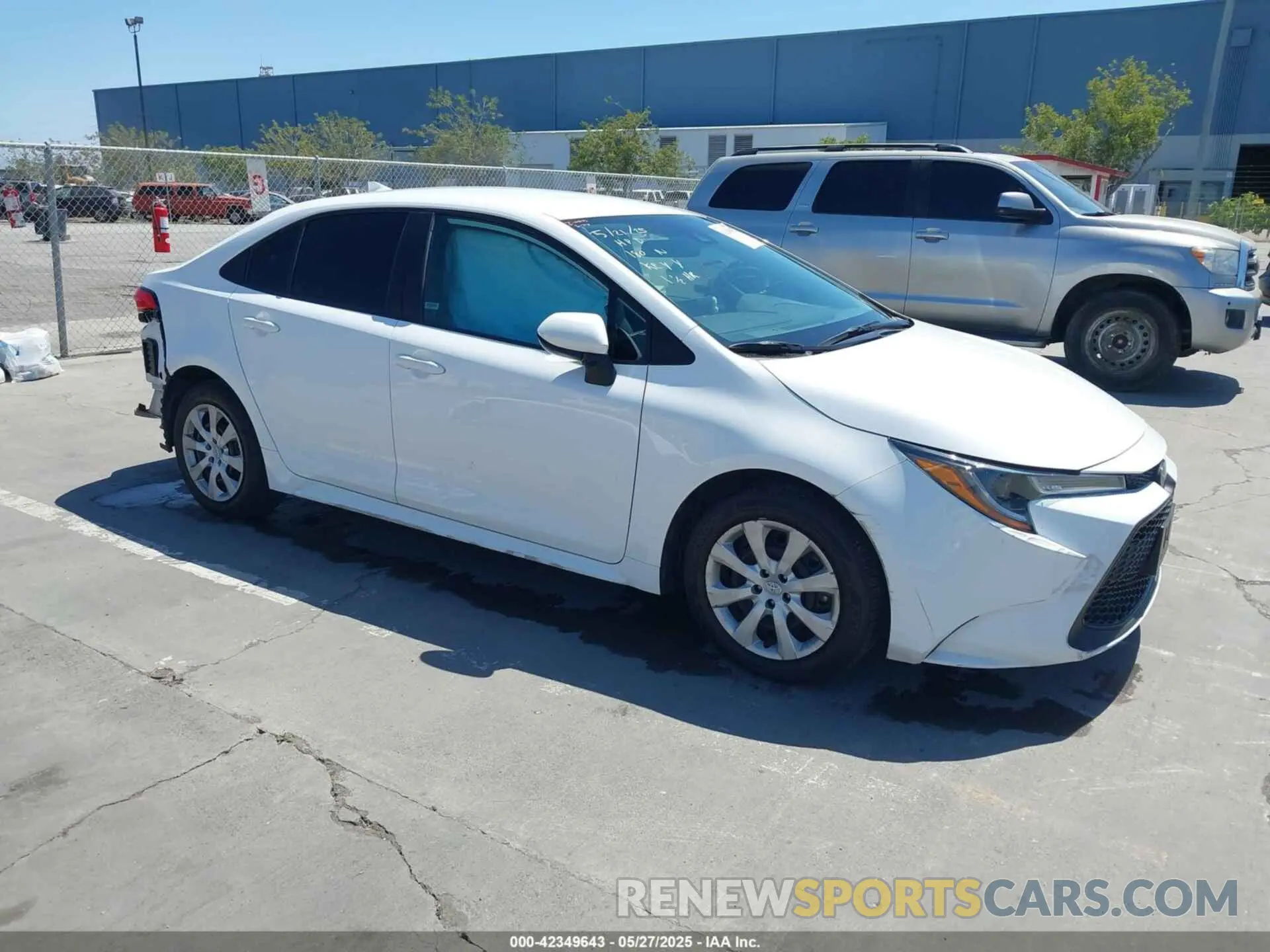 1 Photograph of a damaged car 5YFEPMAE3NP274213 TOYOTA COROLLA 2022