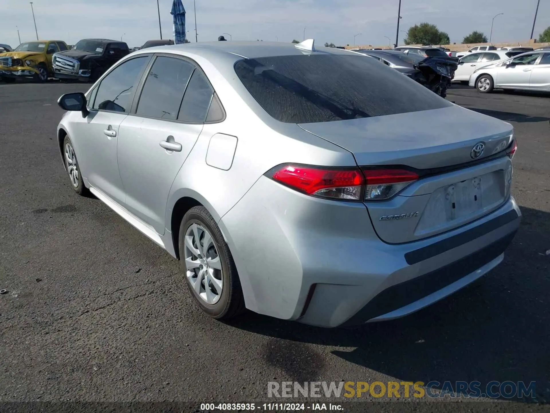 14 Photograph of a damaged car 5YFEPMAE3NP275832 TOYOTA COROLLA 2022