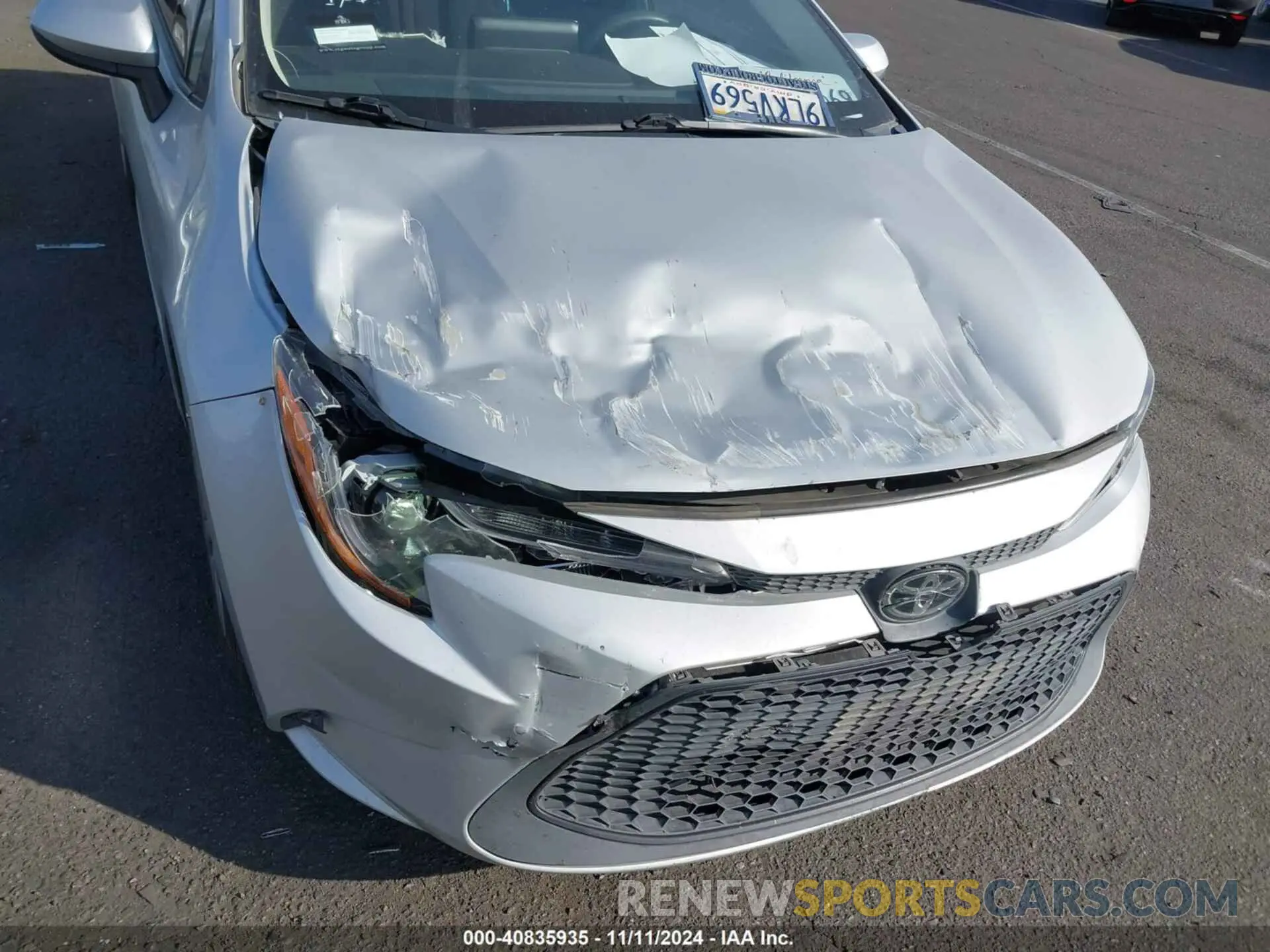 6 Photograph of a damaged car 5YFEPMAE3NP275832 TOYOTA COROLLA 2022