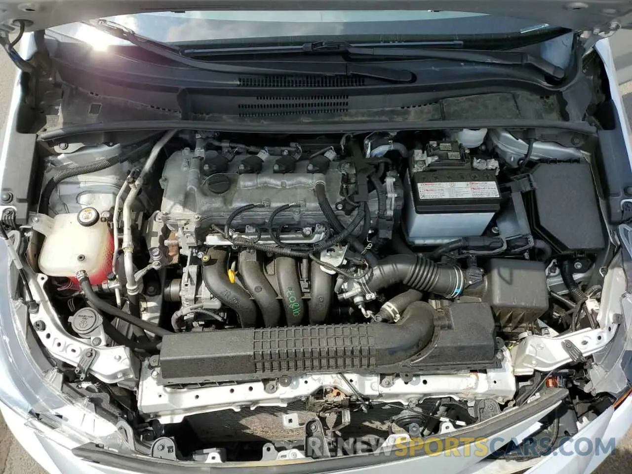 11 Photograph of a damaged car 5YFEPMAE3NP276799 TOYOTA COROLLA 2022