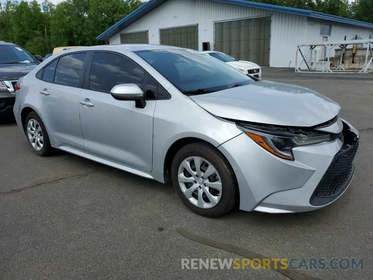 4 Photograph of a damaged car 5YFEPMAE3NP276799 TOYOTA COROLLA 2022