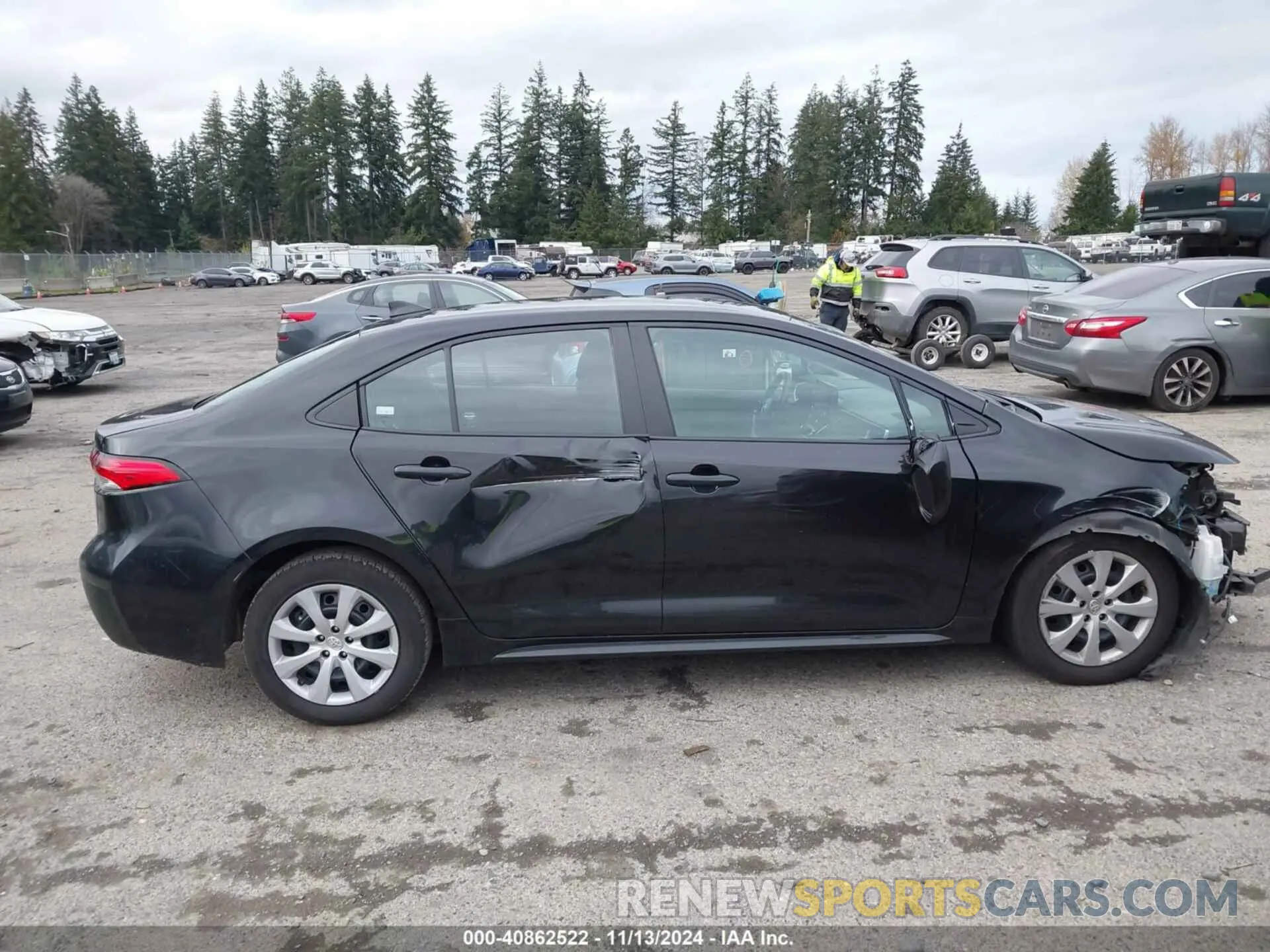 14 Photograph of a damaged car 5YFEPMAE3NP287110 TOYOTA COROLLA 2022