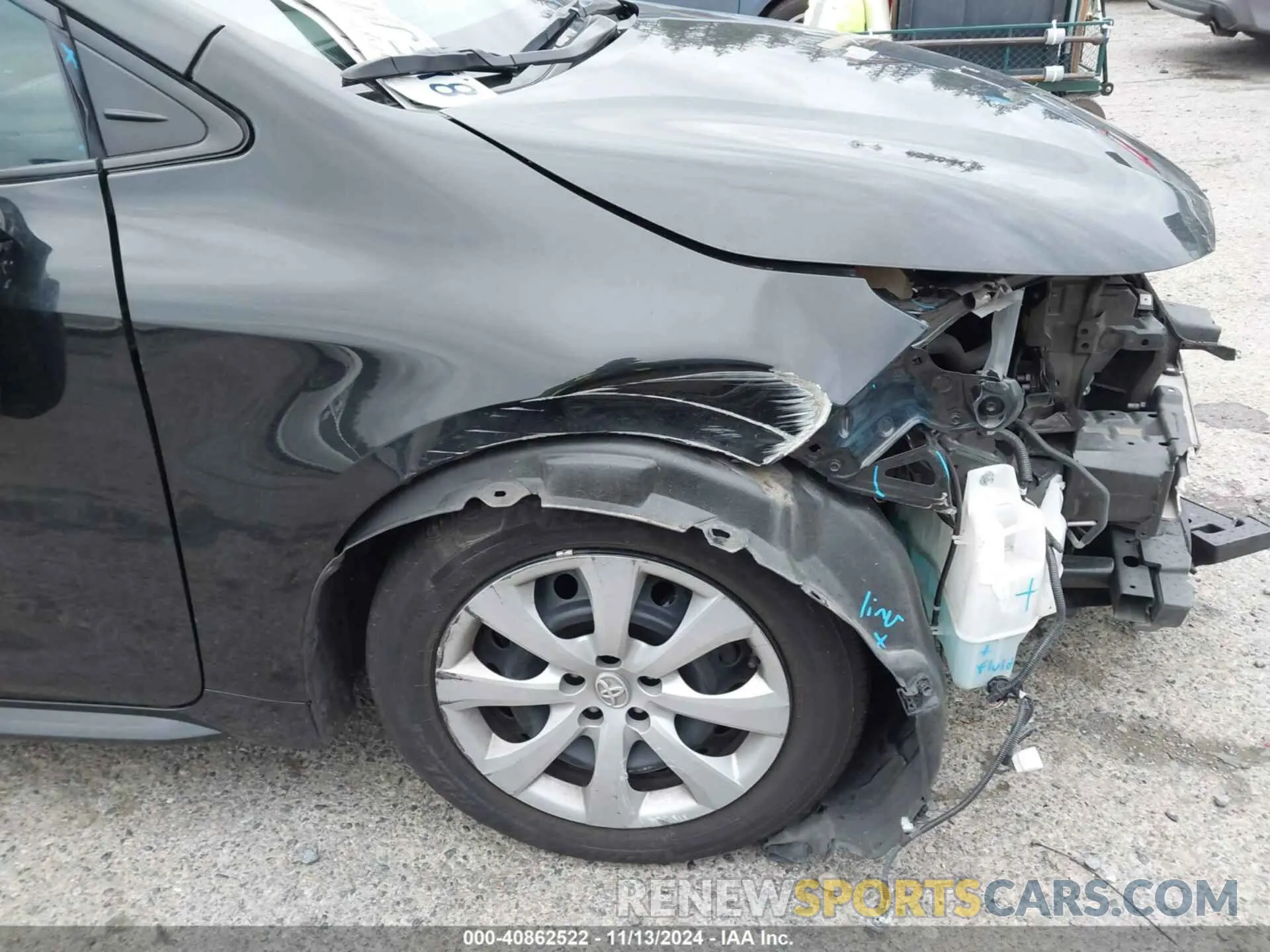 19 Photograph of a damaged car 5YFEPMAE3NP287110 TOYOTA COROLLA 2022