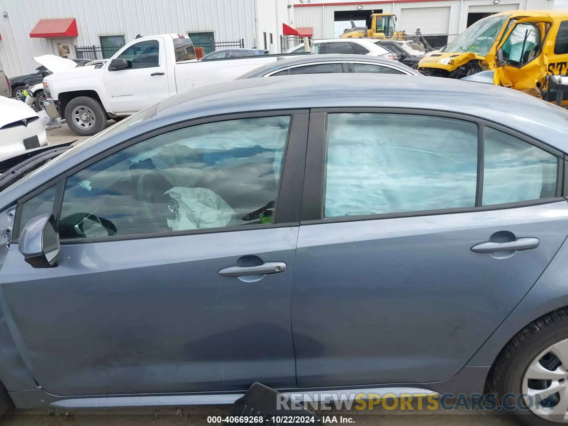 14 Photograph of a damaged car 5YFEPMAE3NP294543 TOYOTA COROLLA 2022