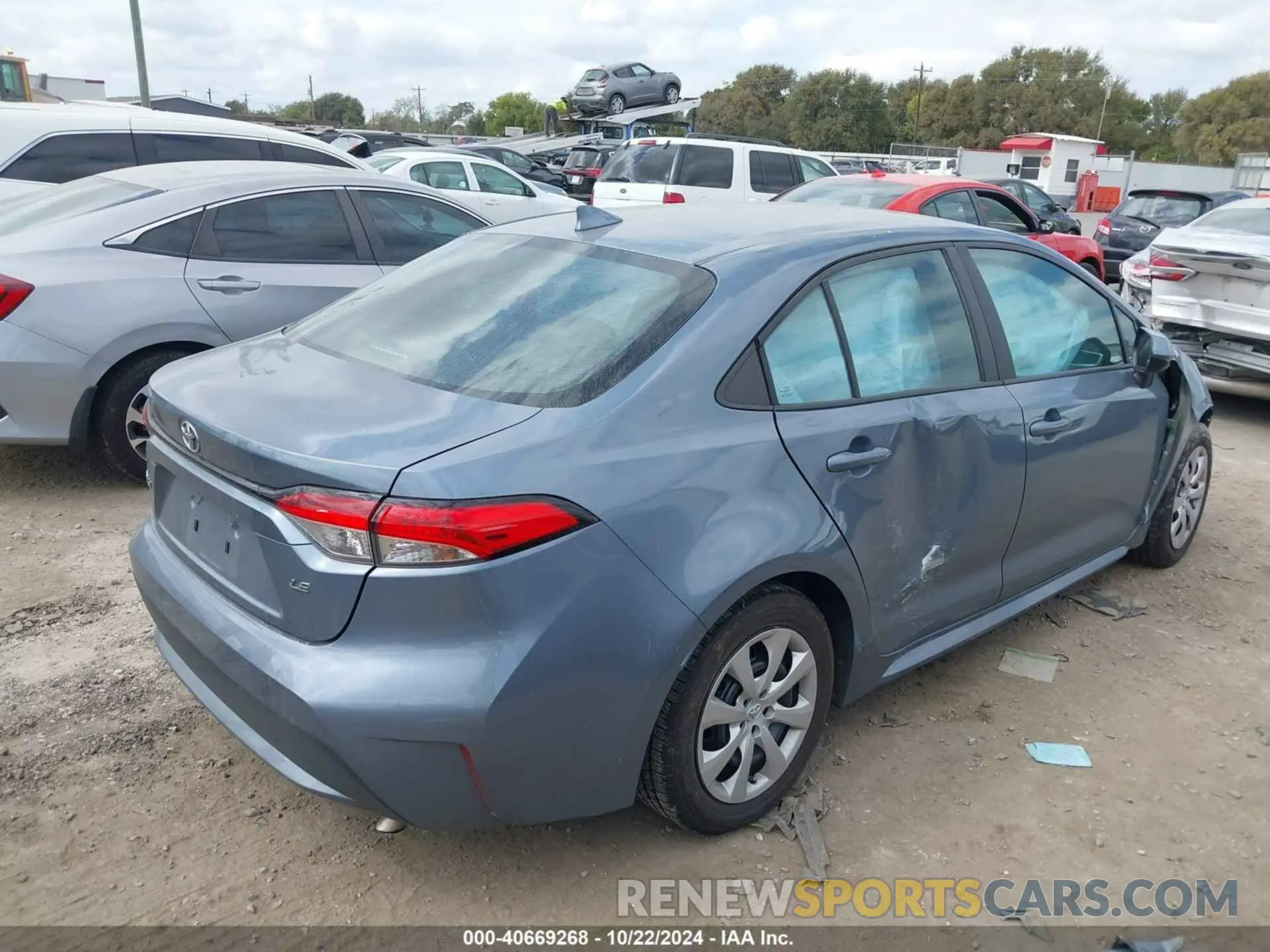 4 Photograph of a damaged car 5YFEPMAE3NP294543 TOYOTA COROLLA 2022