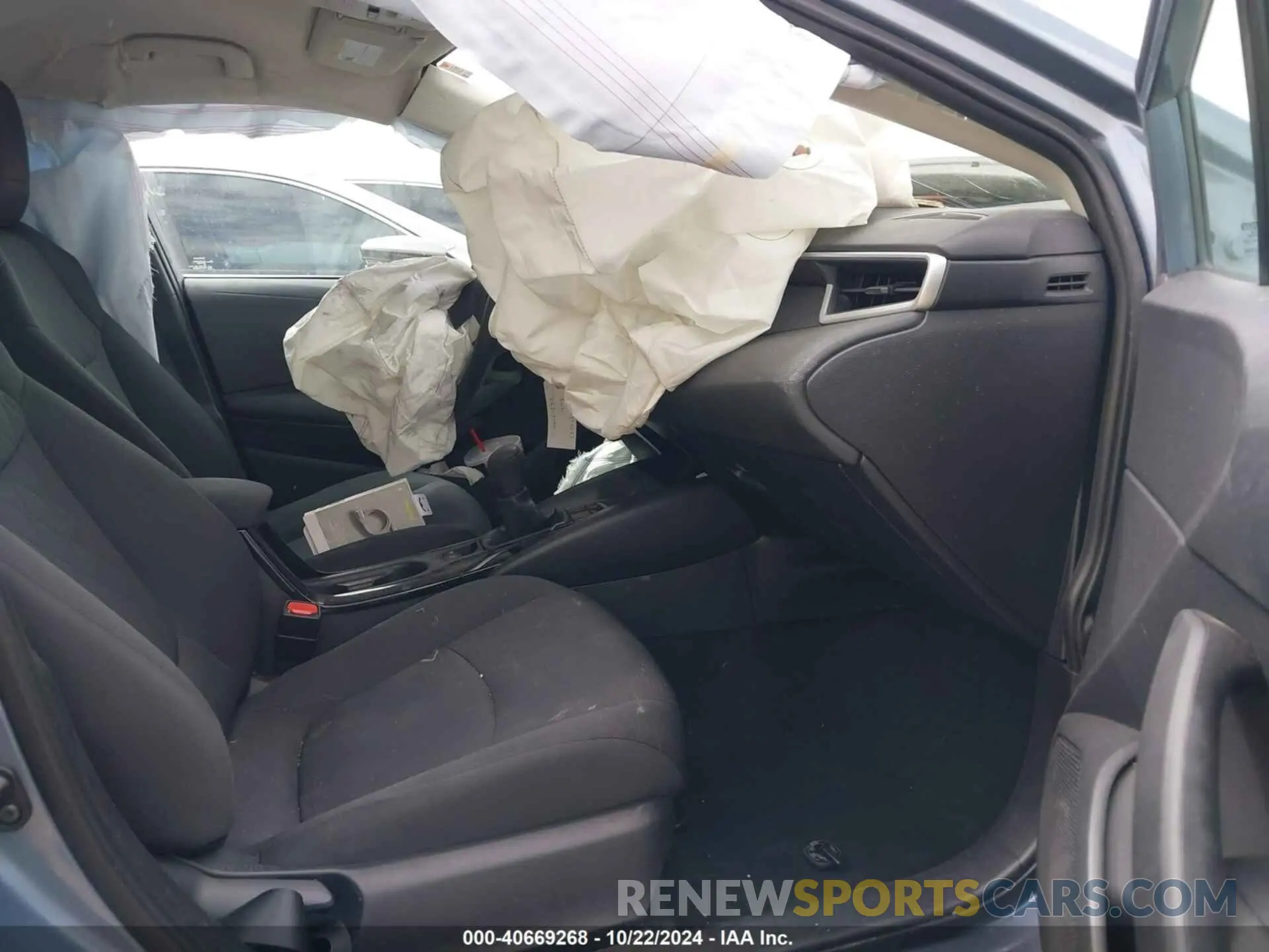 5 Photograph of a damaged car 5YFEPMAE3NP294543 TOYOTA COROLLA 2022