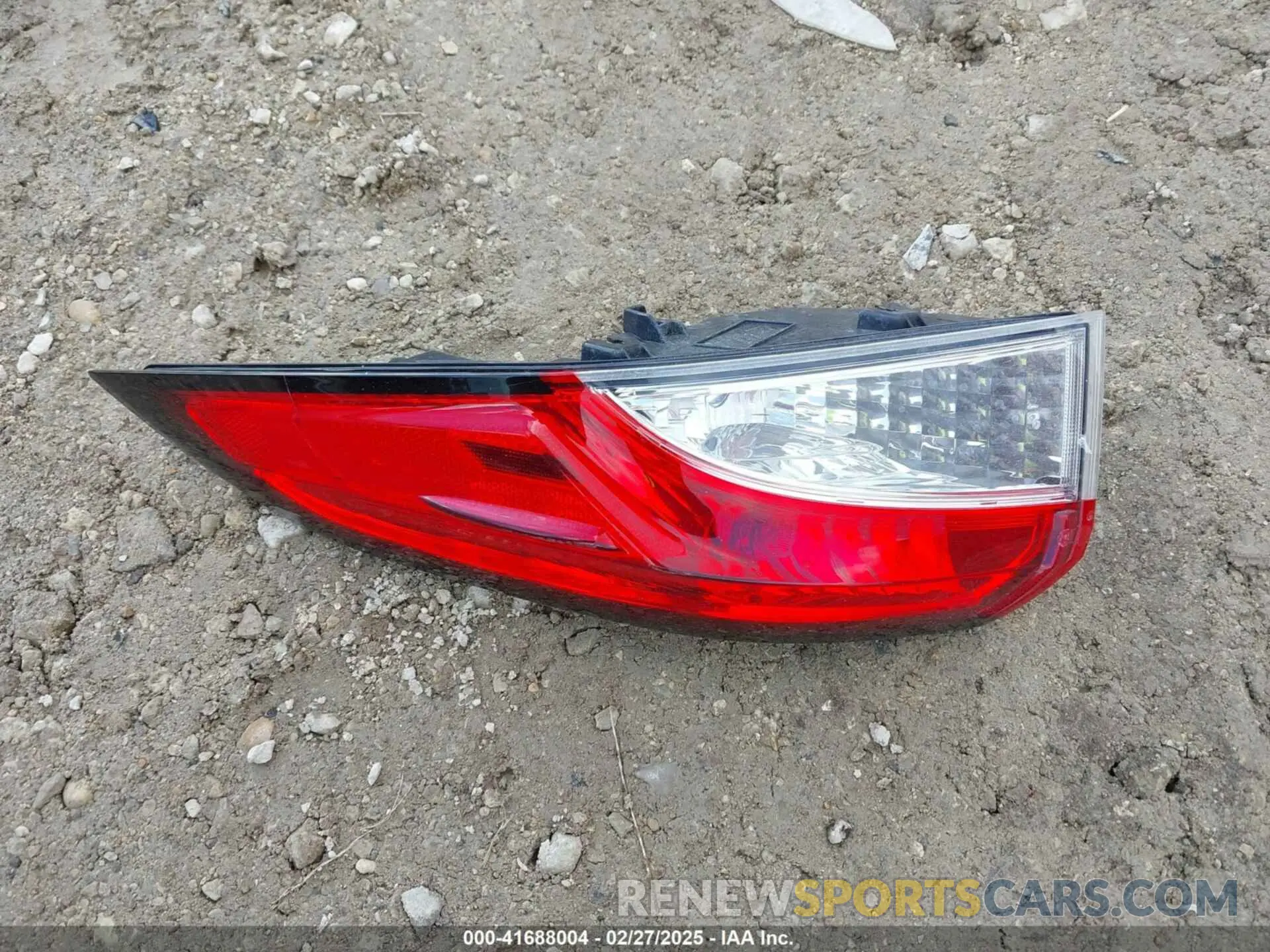 12 Photograph of a damaged car 5YFEPMAE3NP297460 TOYOTA COROLLA 2022