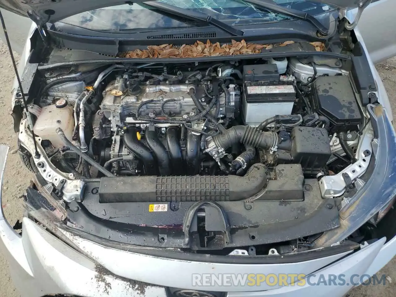 11 Photograph of a damaged car 5YFEPMAE3NP297653 TOYOTA COROLLA 2022