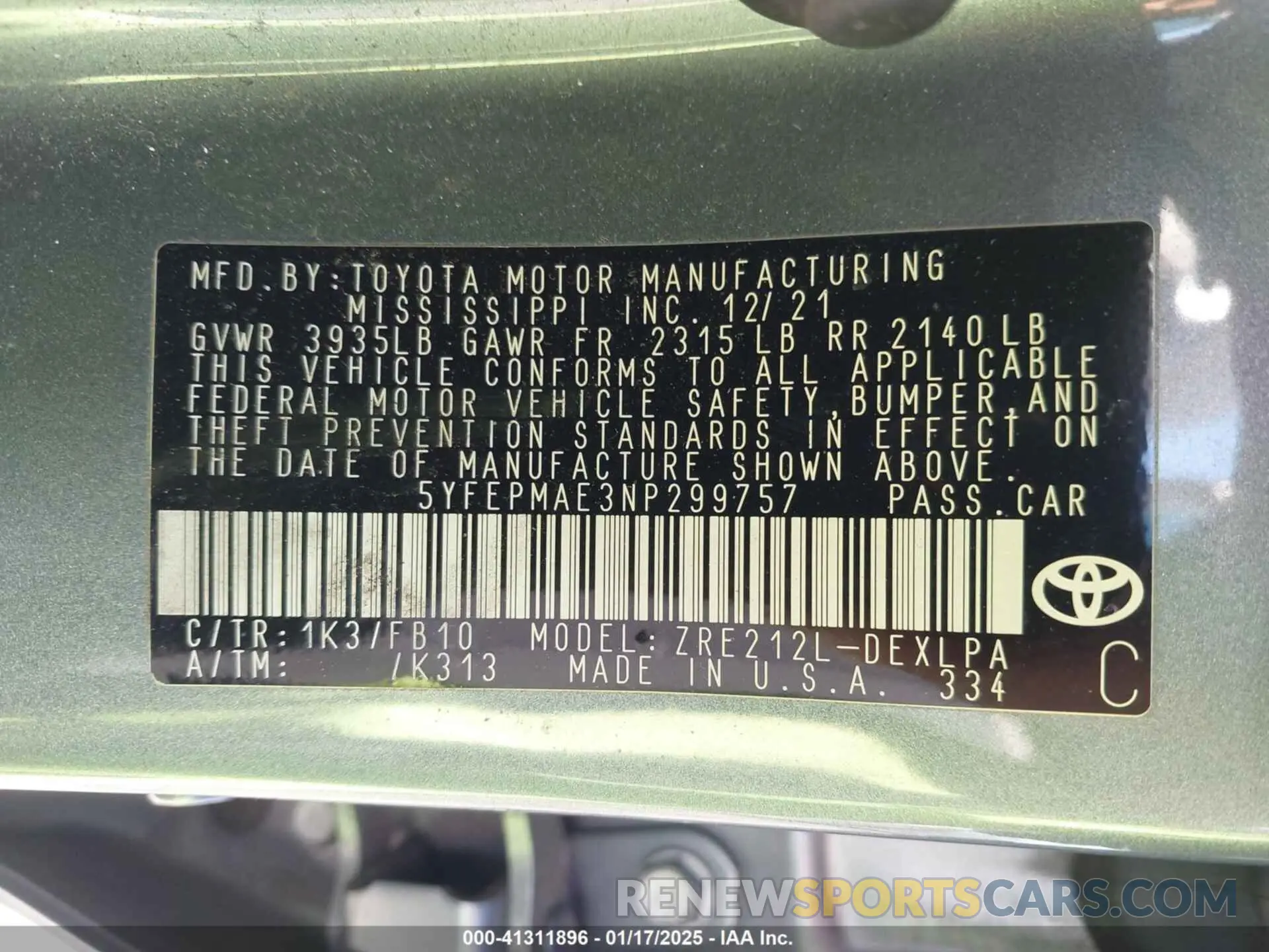 9 Photograph of a damaged car 5YFEPMAE3NP299757 TOYOTA COROLLA 2022