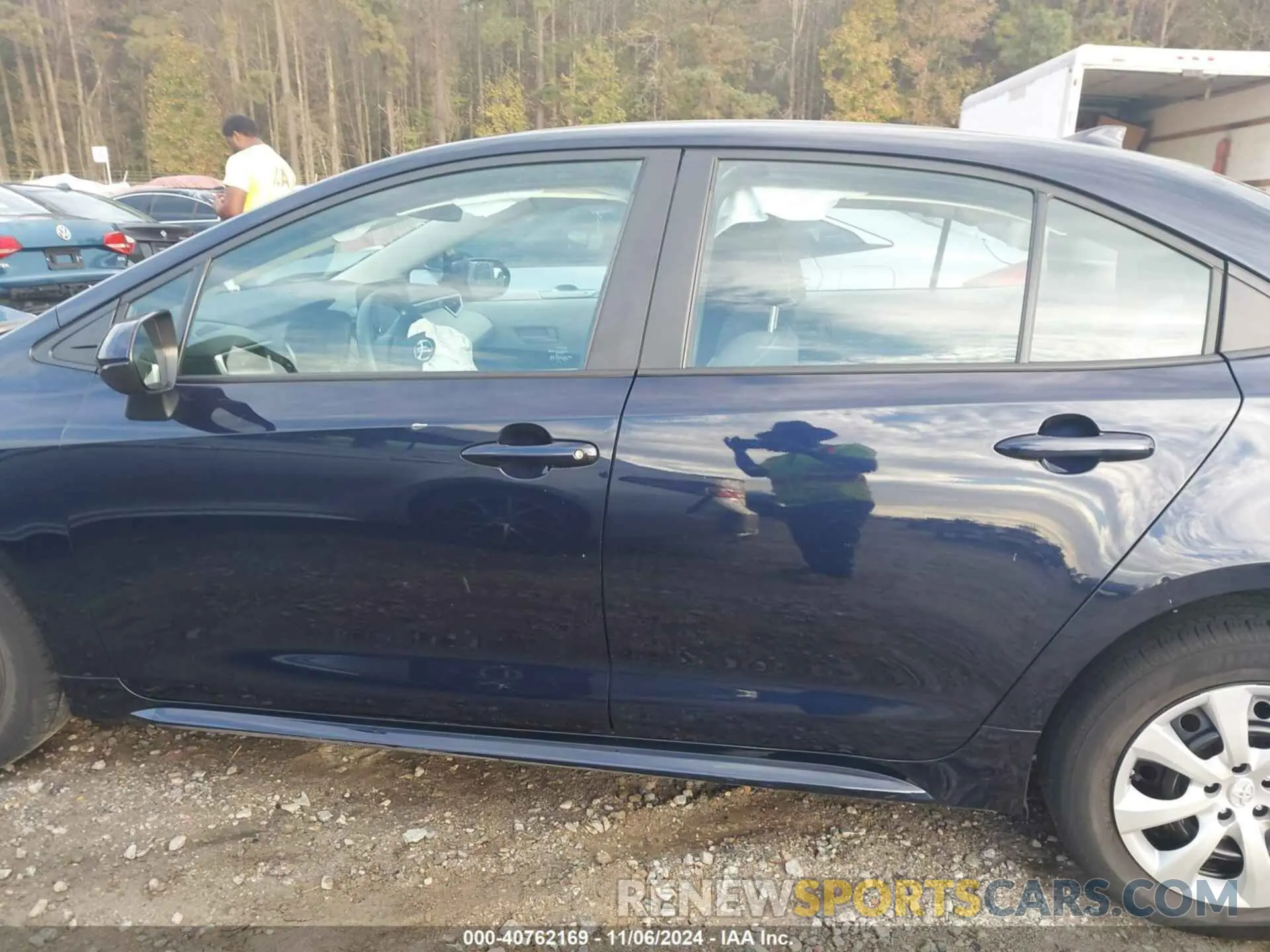 14 Photograph of a damaged car 5YFEPMAE3NP306822 TOYOTA COROLLA 2022