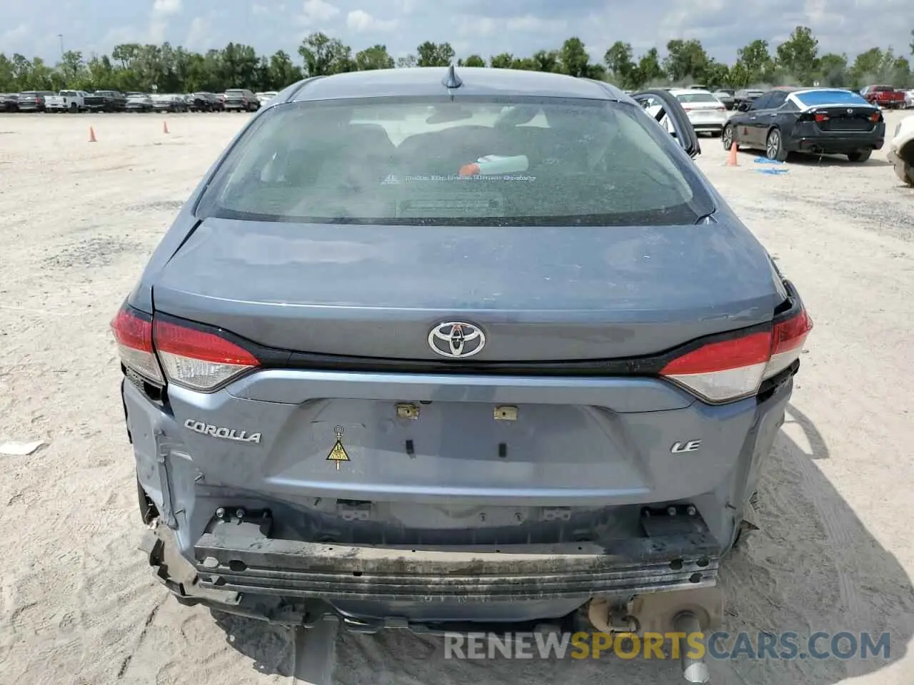 6 Photograph of a damaged car 5YFEPMAE3NP323748 TOYOTA COROLLA 2022