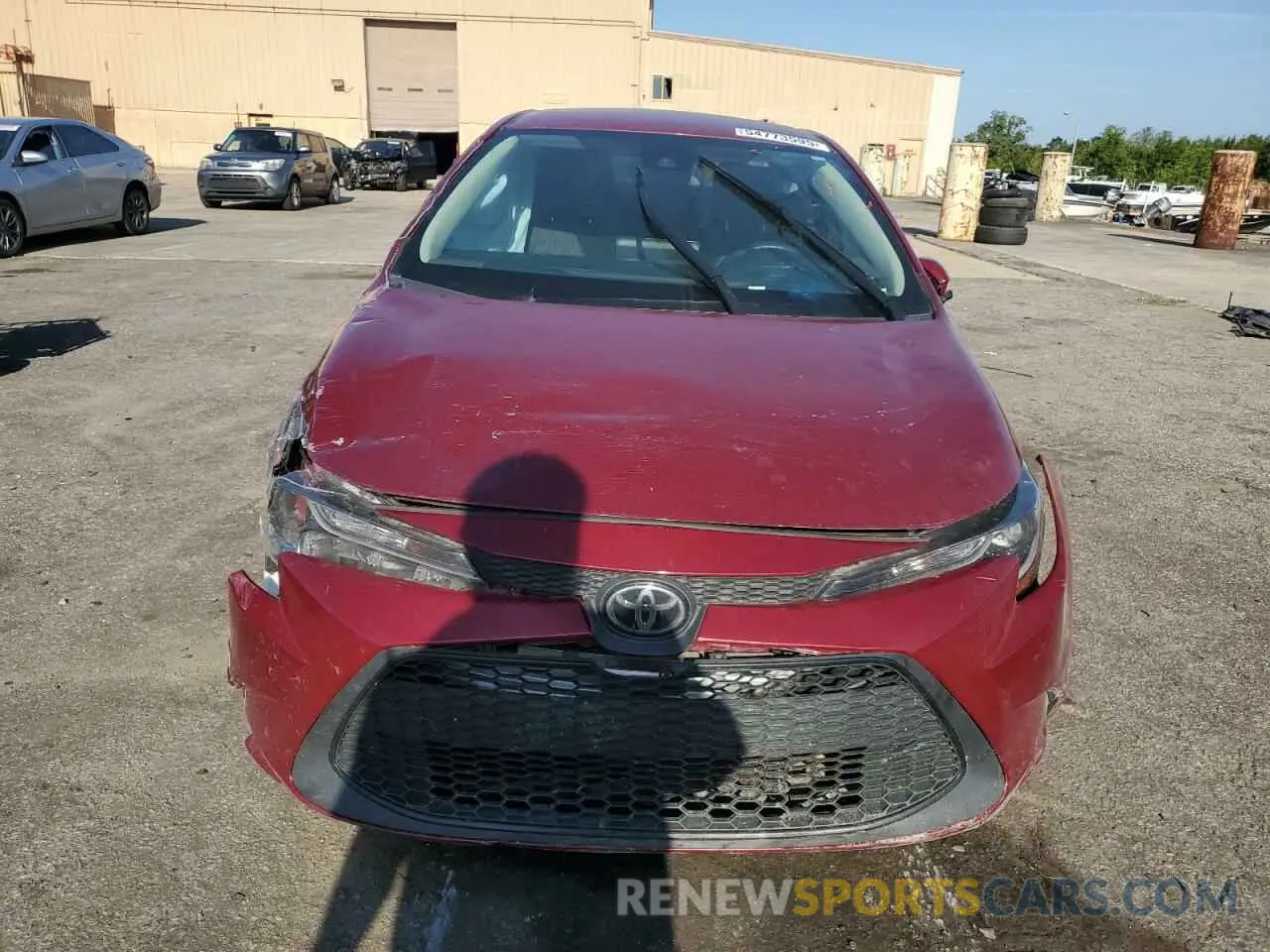 5 Photograph of a damaged car 5YFEPMAE3NP329596 TOYOTA COROLLA 2022