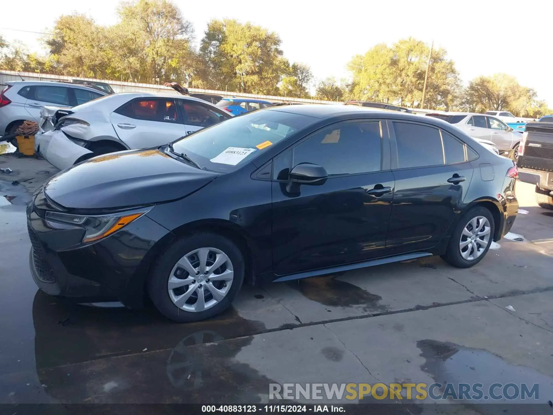 14 Photograph of a damaged car 5YFEPMAE3NP342624 TOYOTA COROLLA 2022