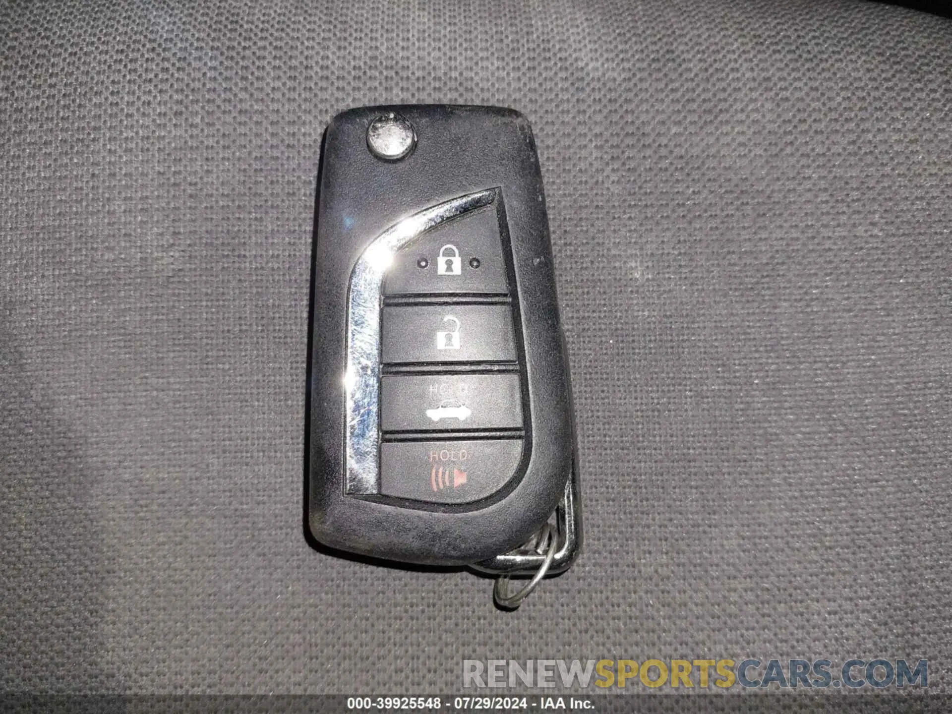 11 Photograph of a damaged car 5YFEPMAE3NP367667 TOYOTA COROLLA 2022
