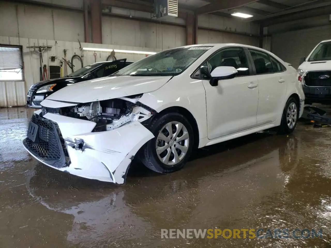1 Photograph of a damaged car 5YFEPMAE3NP373453 TOYOTA COROLLA 2022