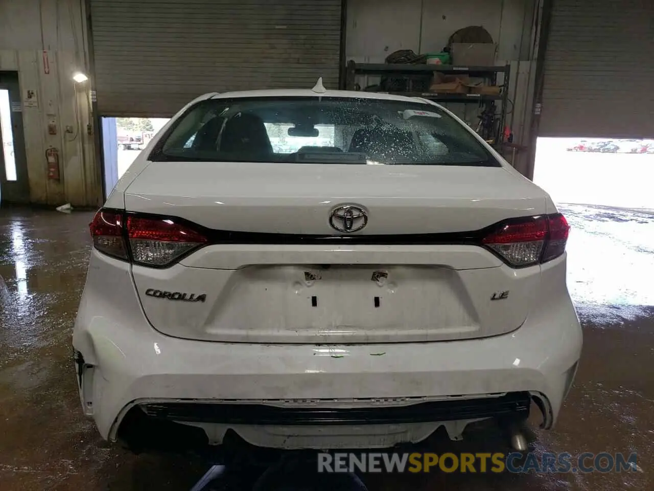 6 Photograph of a damaged car 5YFEPMAE3NP373453 TOYOTA COROLLA 2022