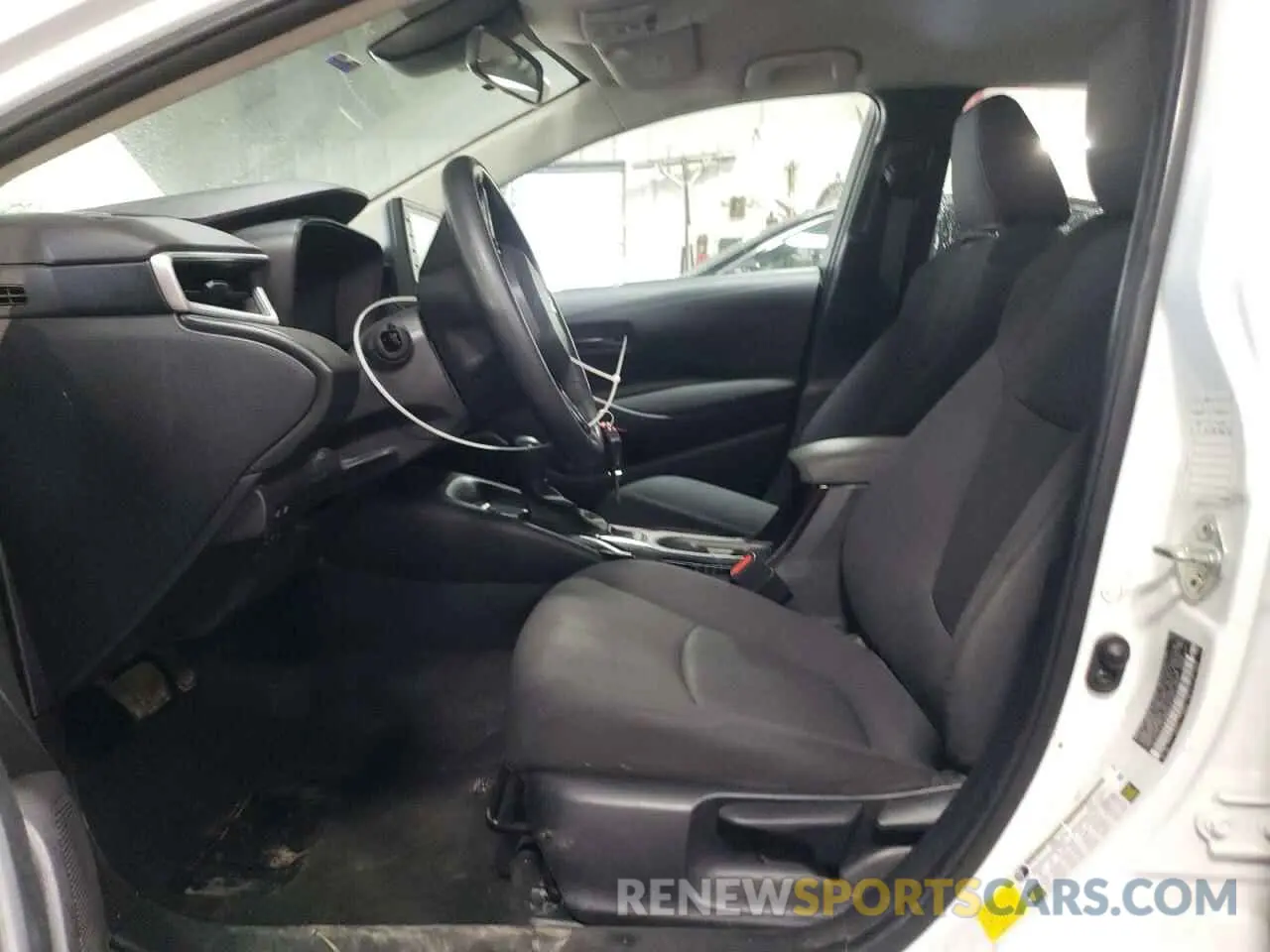 7 Photograph of a damaged car 5YFEPMAE3NP373453 TOYOTA COROLLA 2022