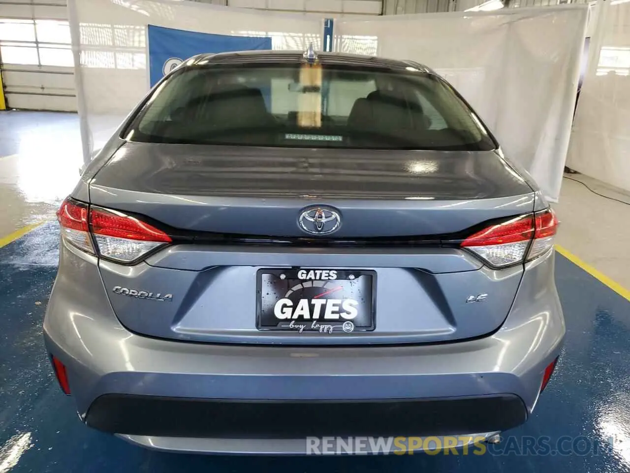 6 Photograph of a damaged car 5YFEPMAE3NP374716 TOYOTA COROLLA 2022