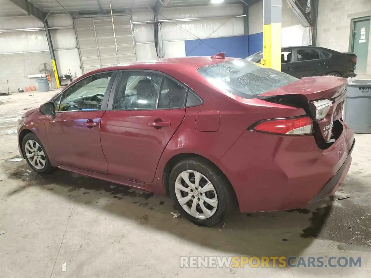2 Photograph of a damaged car 5YFEPMAE3NP379947 TOYOTA COROLLA 2022