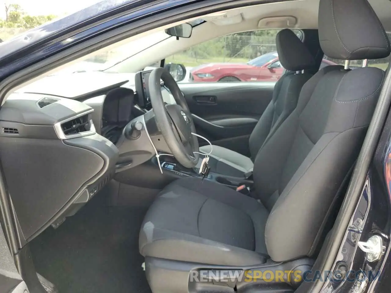 7 Photograph of a damaged car 5YFEPMAE3NP385666 TOYOTA COROLLA 2022