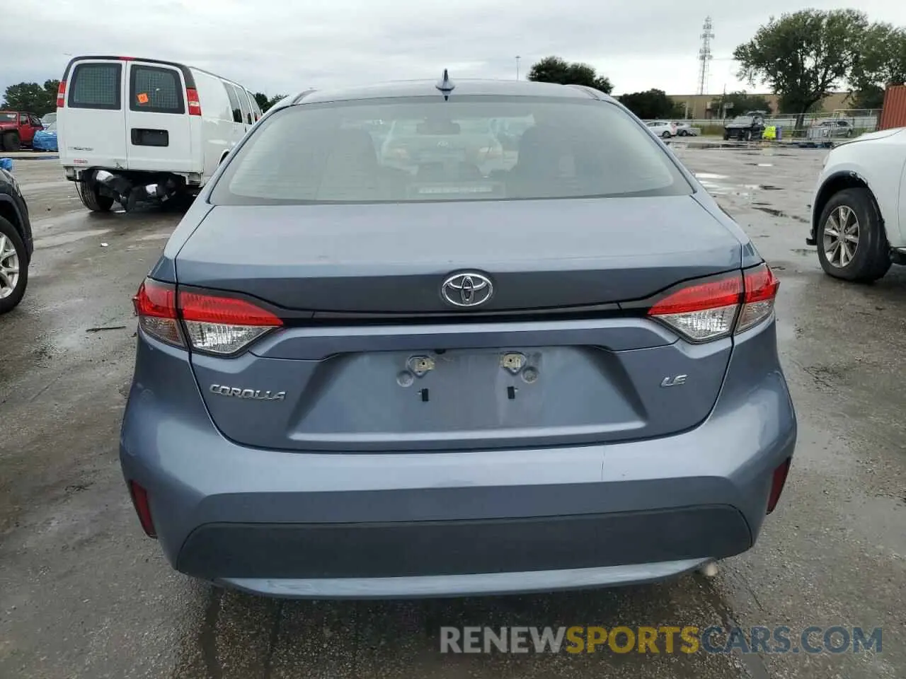 6 Photograph of a damaged car 5YFEPMAE3NP385747 TOYOTA COROLLA 2022