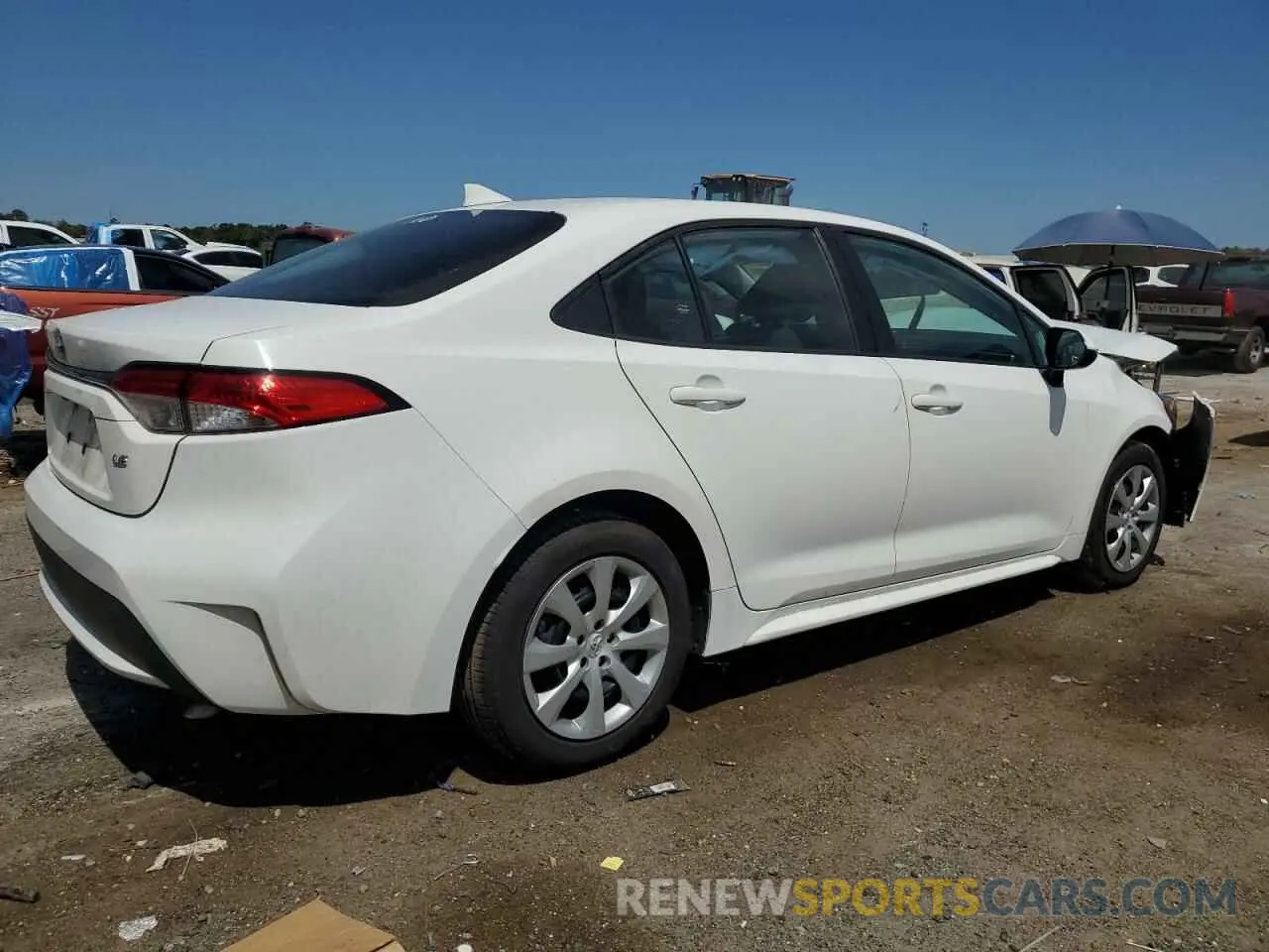 3 Photograph of a damaged car 5YFEPMAE4NP272244 TOYOTA COROLLA 2022
