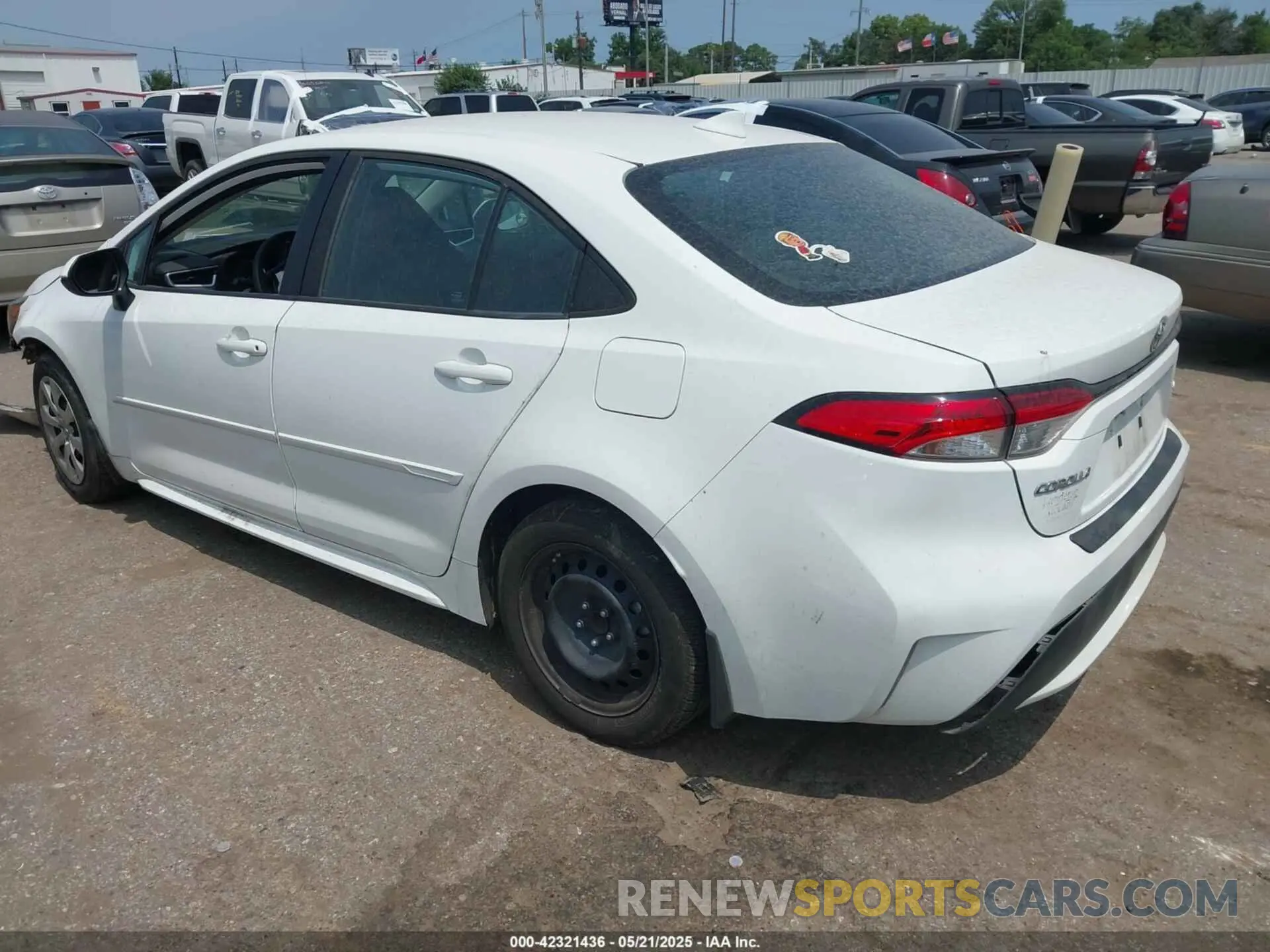 3 Photograph of a damaged car 5YFEPMAE4NP273409 TOYOTA COROLLA 2022