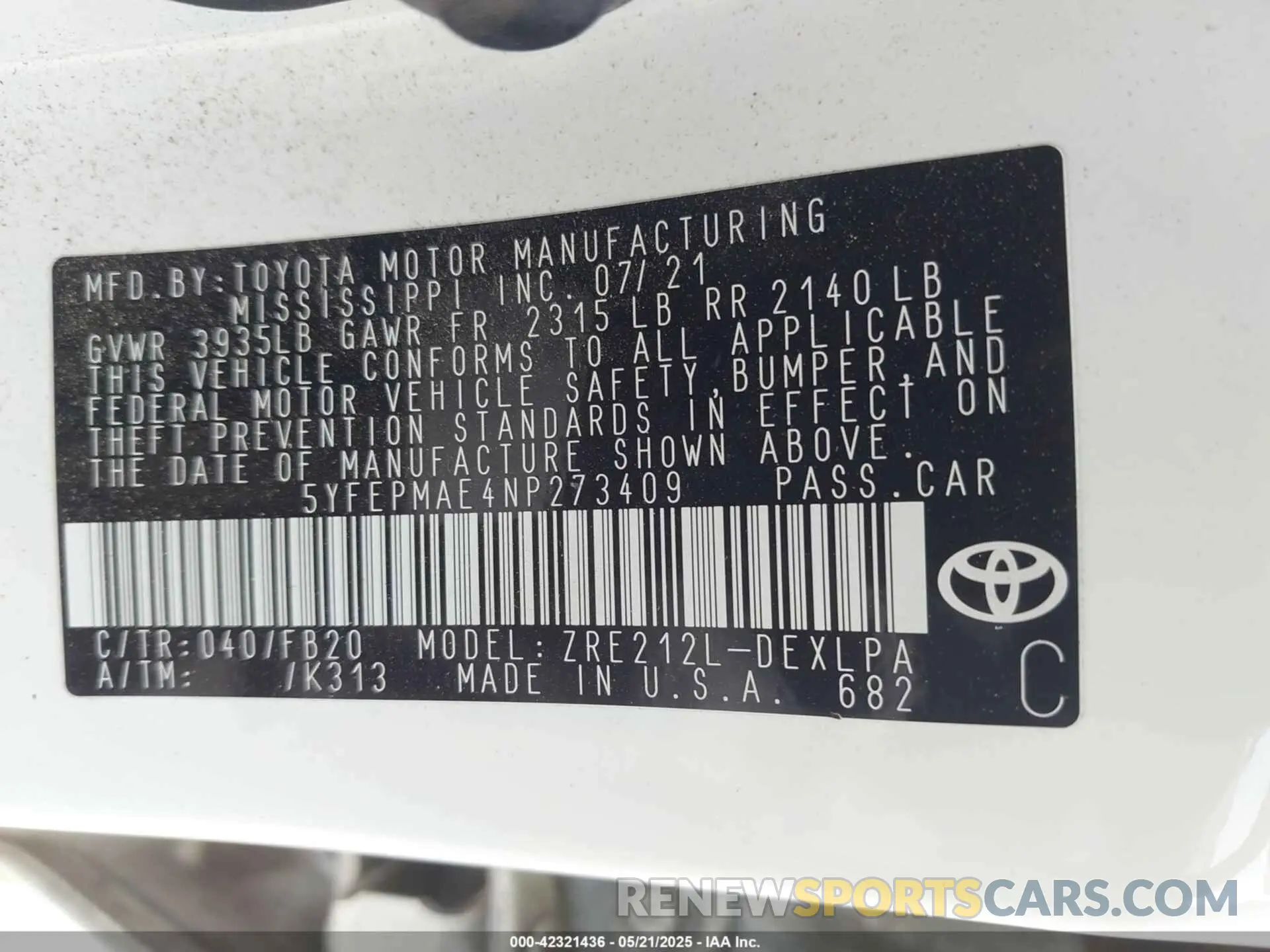 9 Photograph of a damaged car 5YFEPMAE4NP273409 TOYOTA COROLLA 2022
