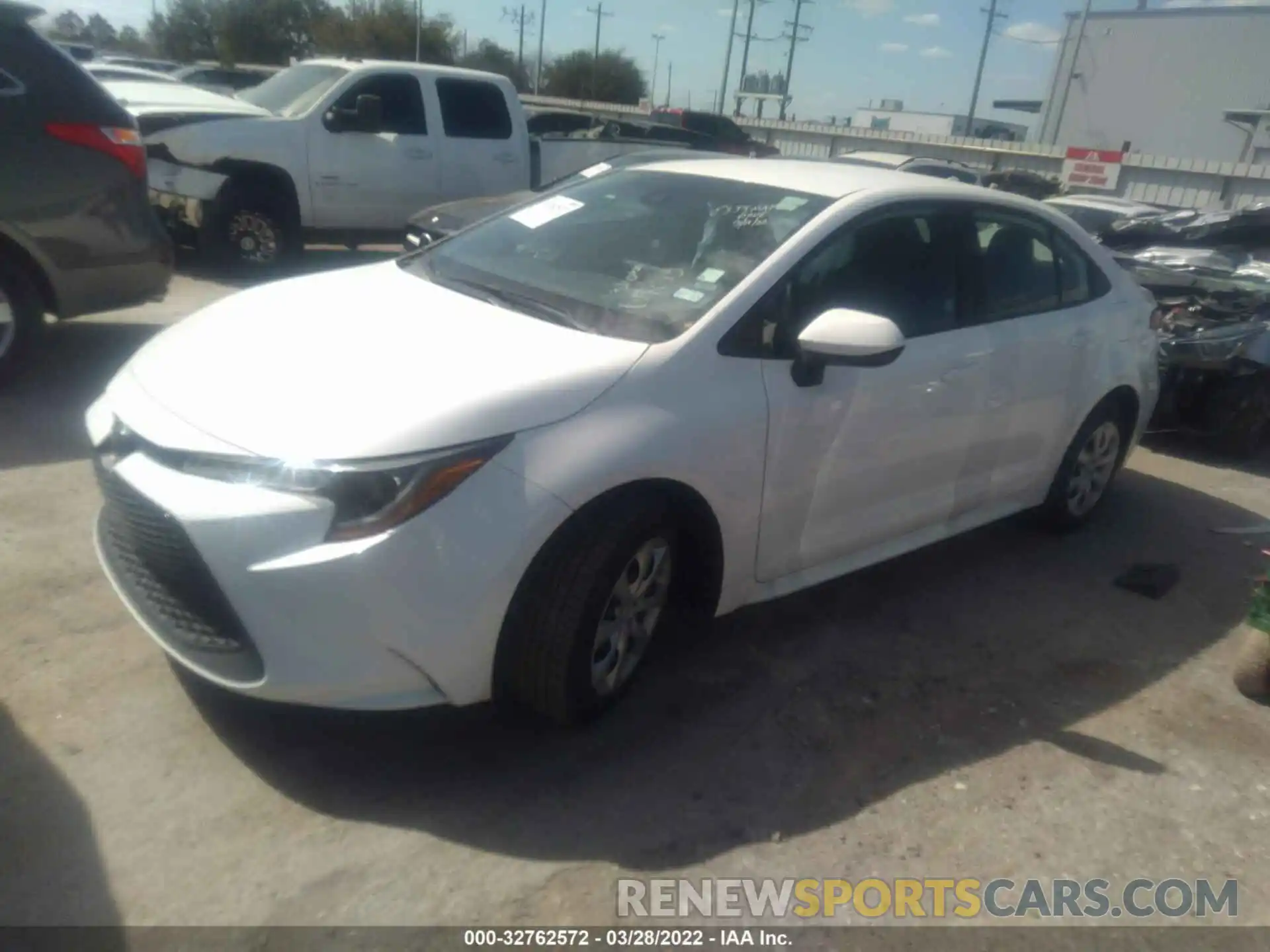 2 Photograph of a damaged car 5YFEPMAE4NP274284 TOYOTA COROLLA 2022