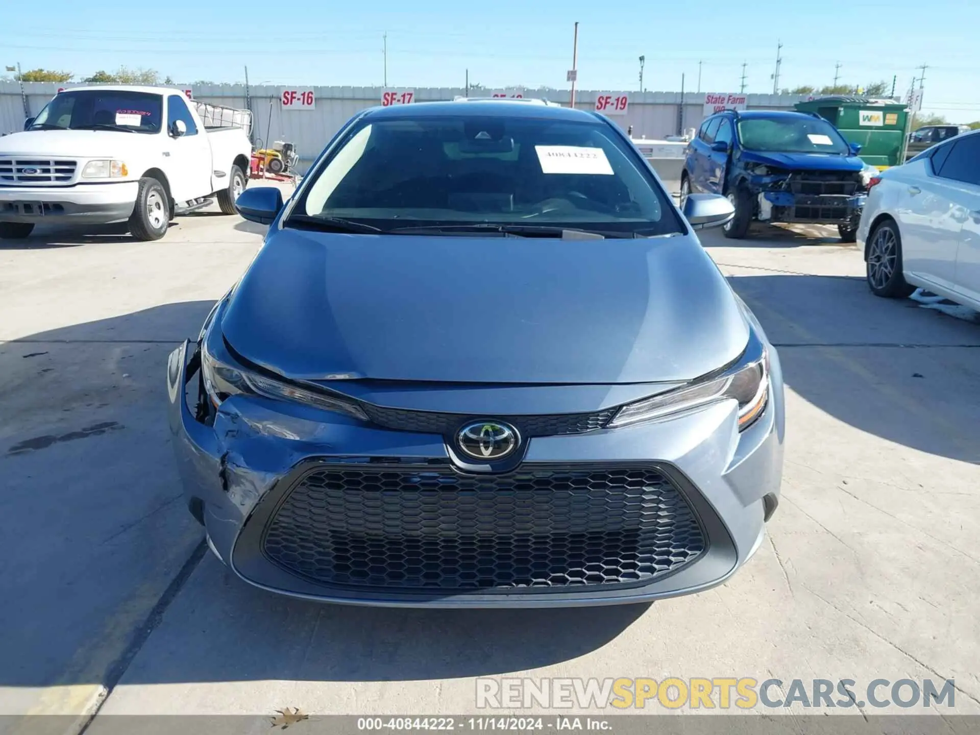 12 Photograph of a damaged car 5YFEPMAE4NP274723 TOYOTA COROLLA 2022