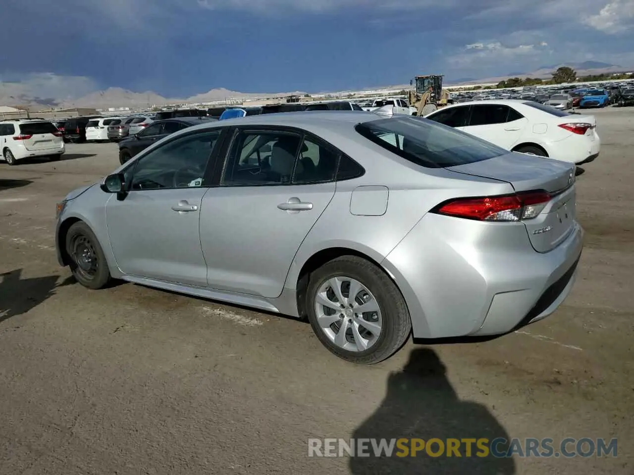 2 Photograph of a damaged car 5YFEPMAE4NP275094 TOYOTA COROLLA 2022