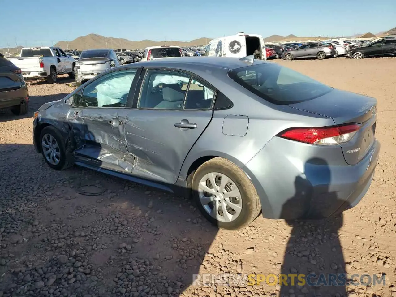 2 Photograph of a damaged car 5YFEPMAE4NP277587 TOYOTA COROLLA 2022